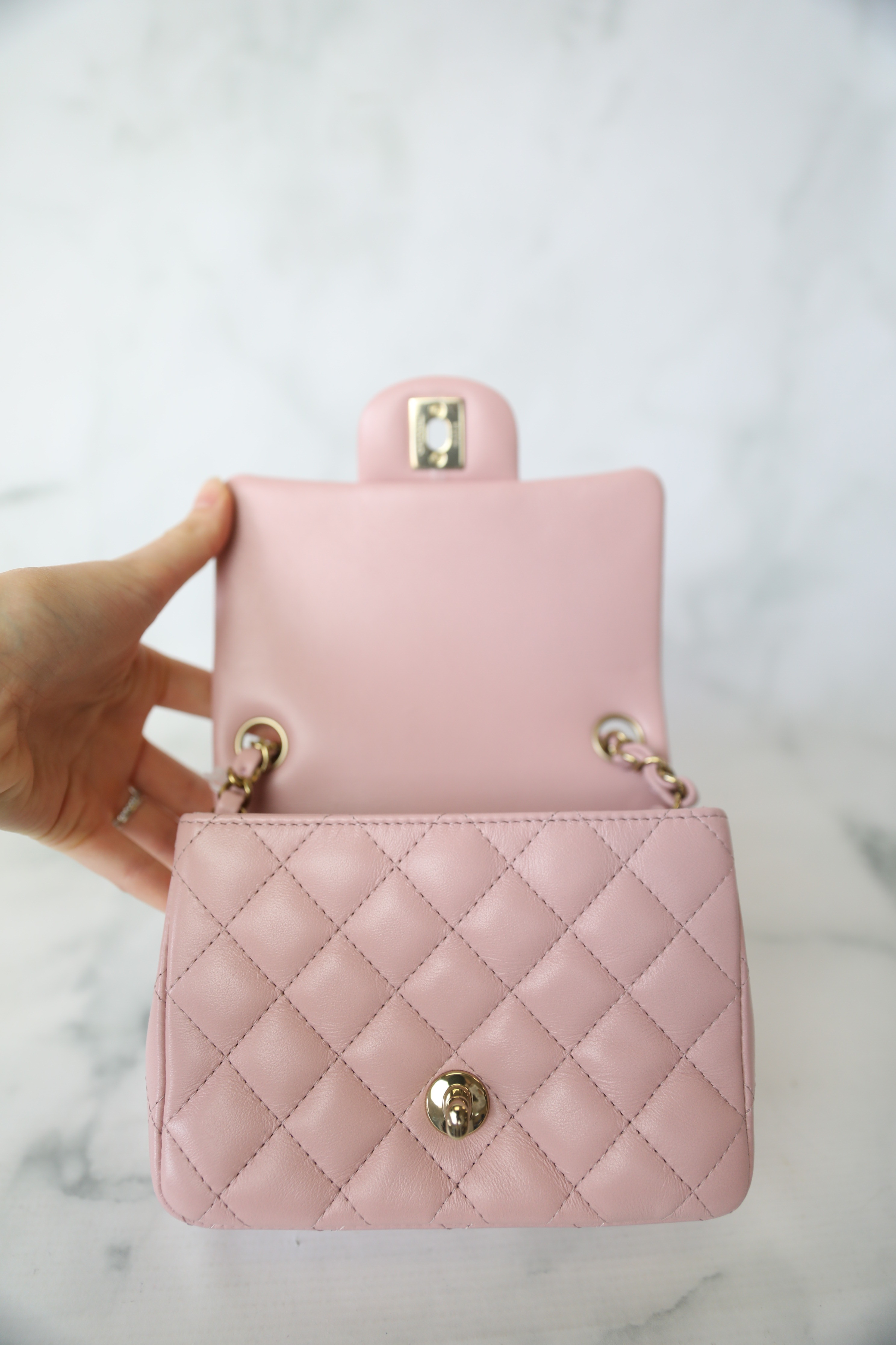 Chanel SLG O Case Medium, Pink Lambskin Leather, Rainbow Hardware, New in  Dustbag GA006 - Julia Rose Boston