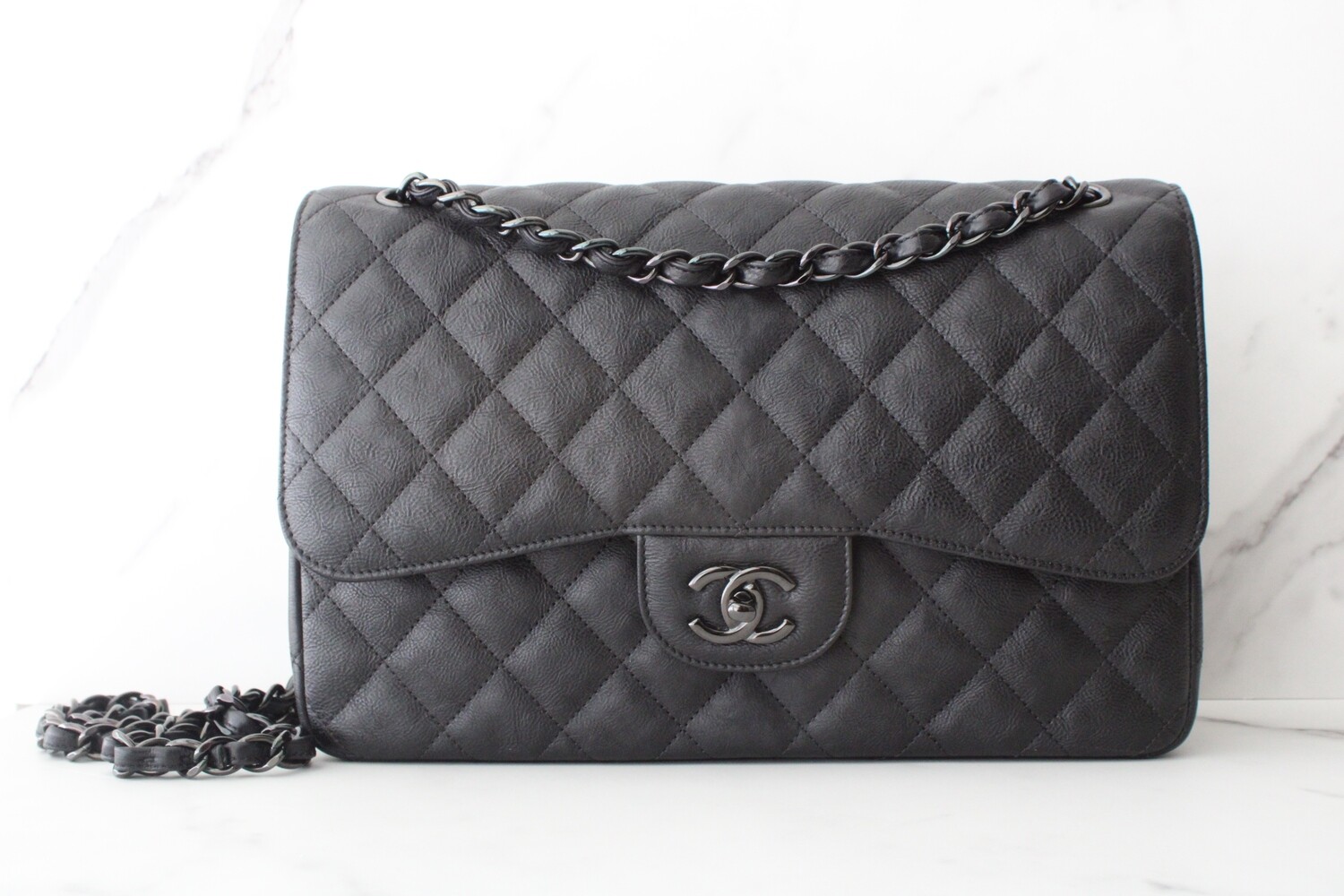 Chanel Black lambskin Jumbo classic flap bag