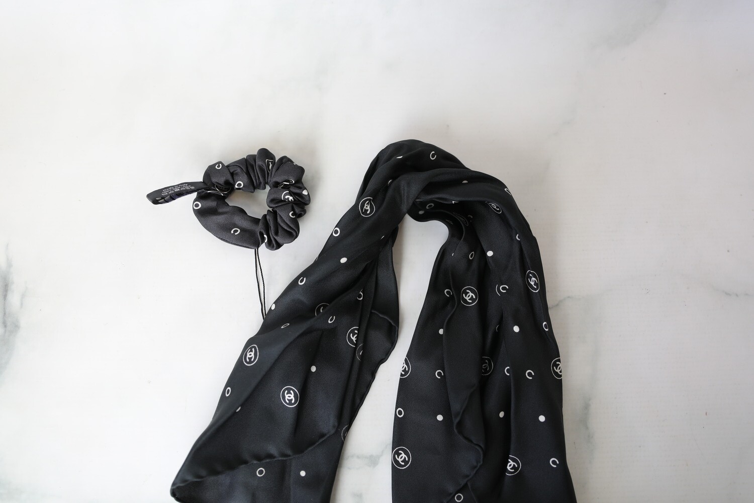 Chanel Hair Tie Scarf, Black and White Silk, New in Box WA001