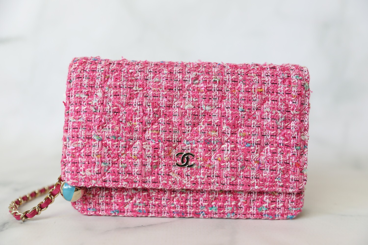Chanel Classic Wallet on Chain, Pink Tweed with Gold Hardware, Preowned in Dustbag WA001