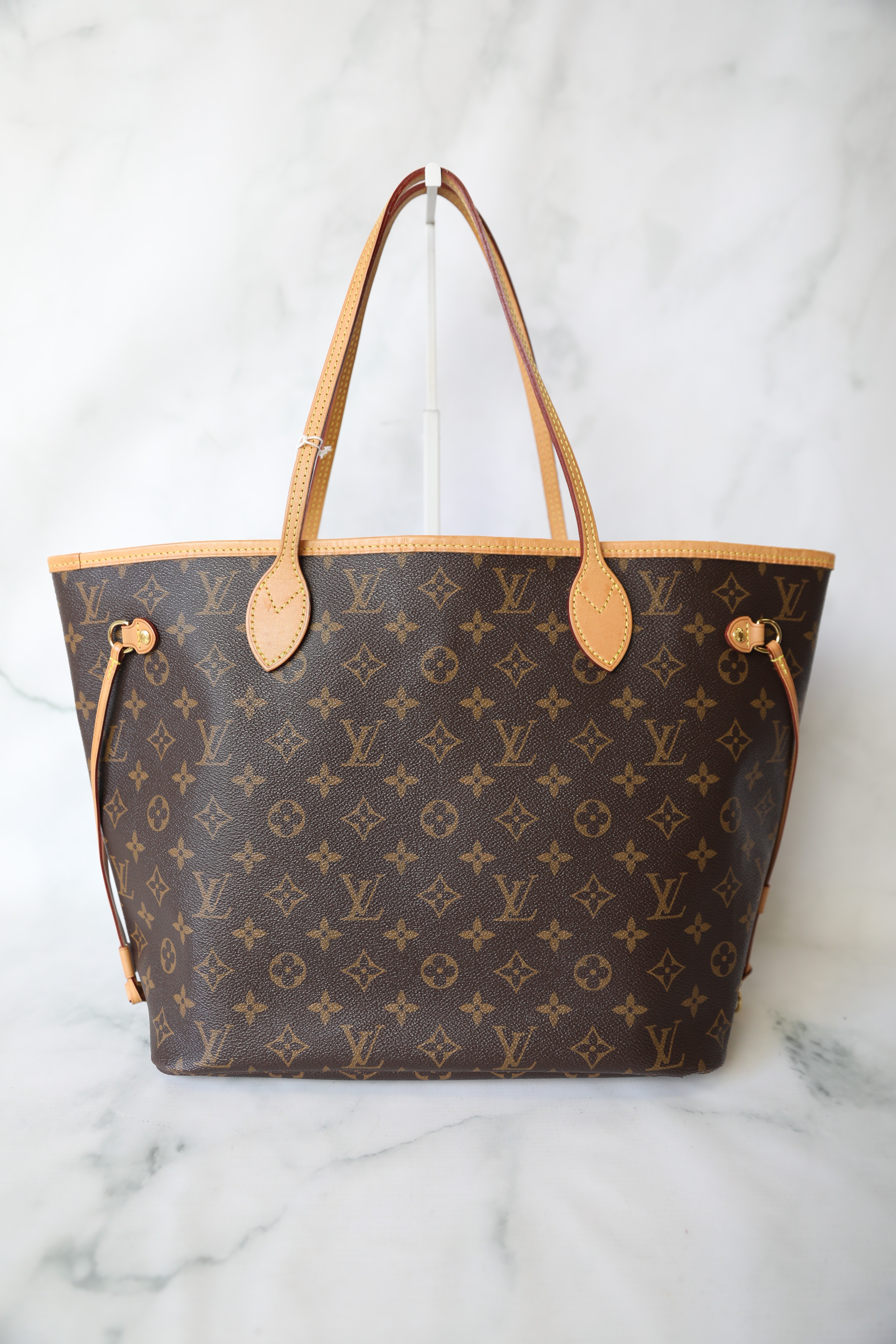 Louis Vuitton Neverfull MM Set, Monogram with Red Lining, Preowned in  Dustbag WA001
