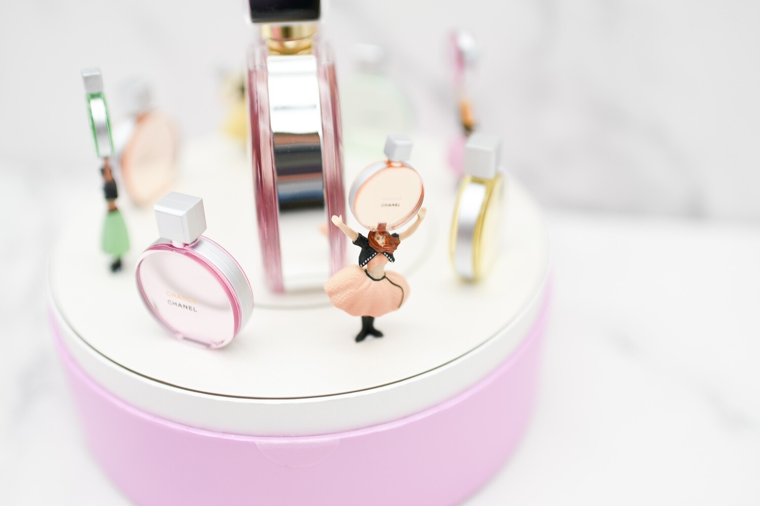 Chanel Chance Perfume with Special Edition Music Box, New GA001