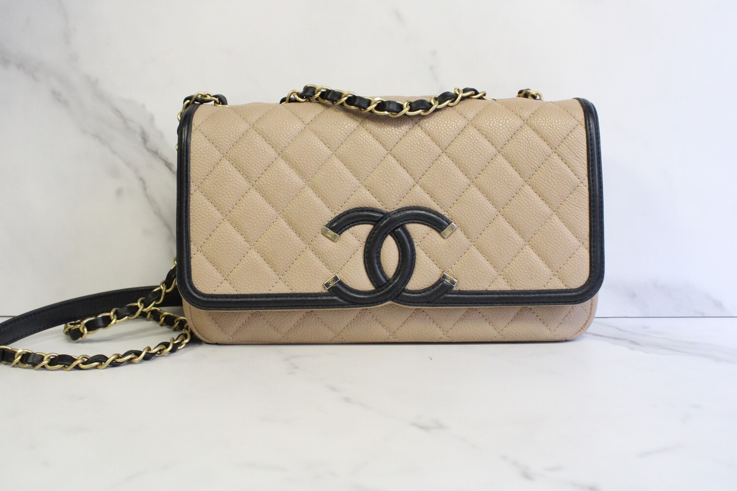 Chanel Filigree Medium Flap, Beige Caviar Leather, Brushed Gold Hardware, Preowned in Dustbag
