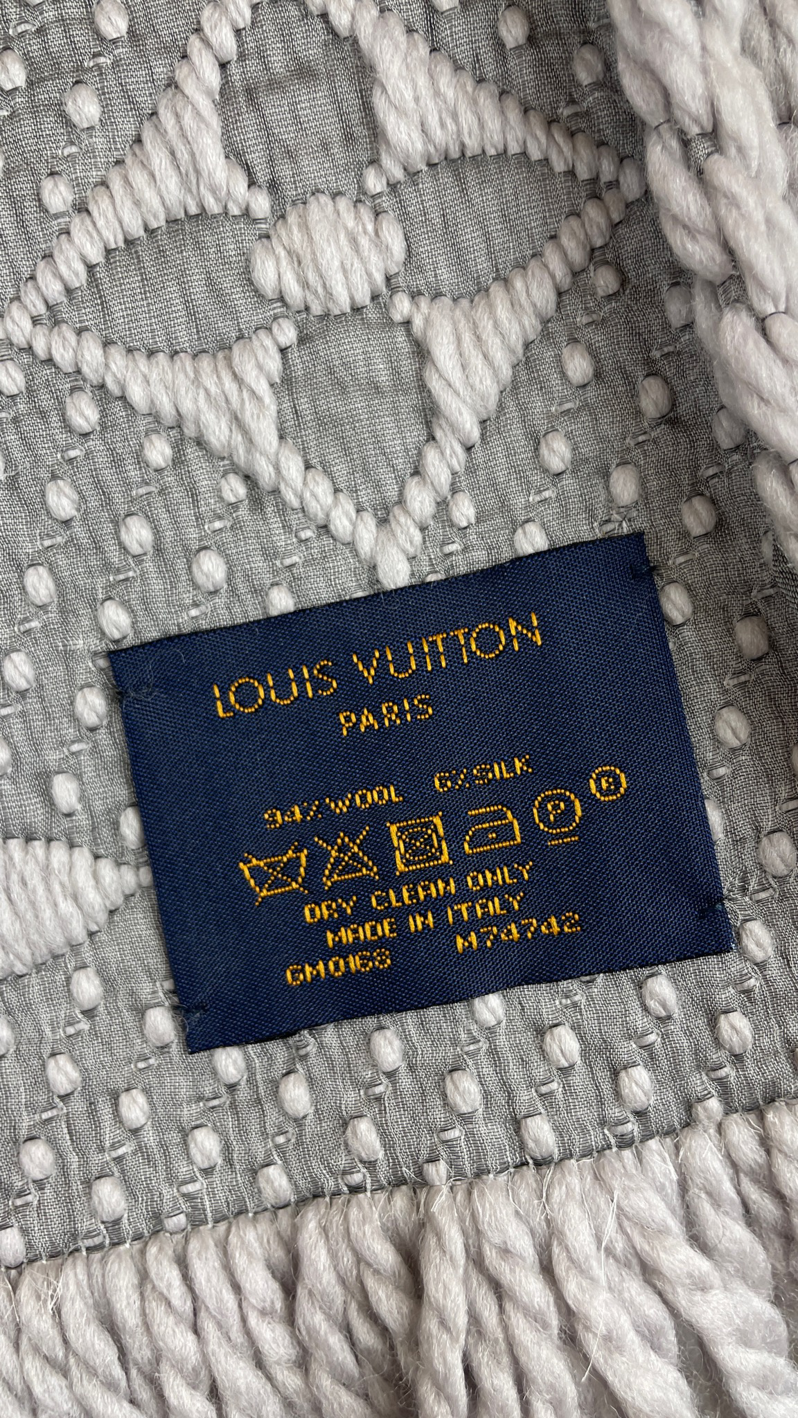 Louis Vuitton Logomania Scarf, Gray, Preowned No Dustbag WA001 - Julia Rose  Boston