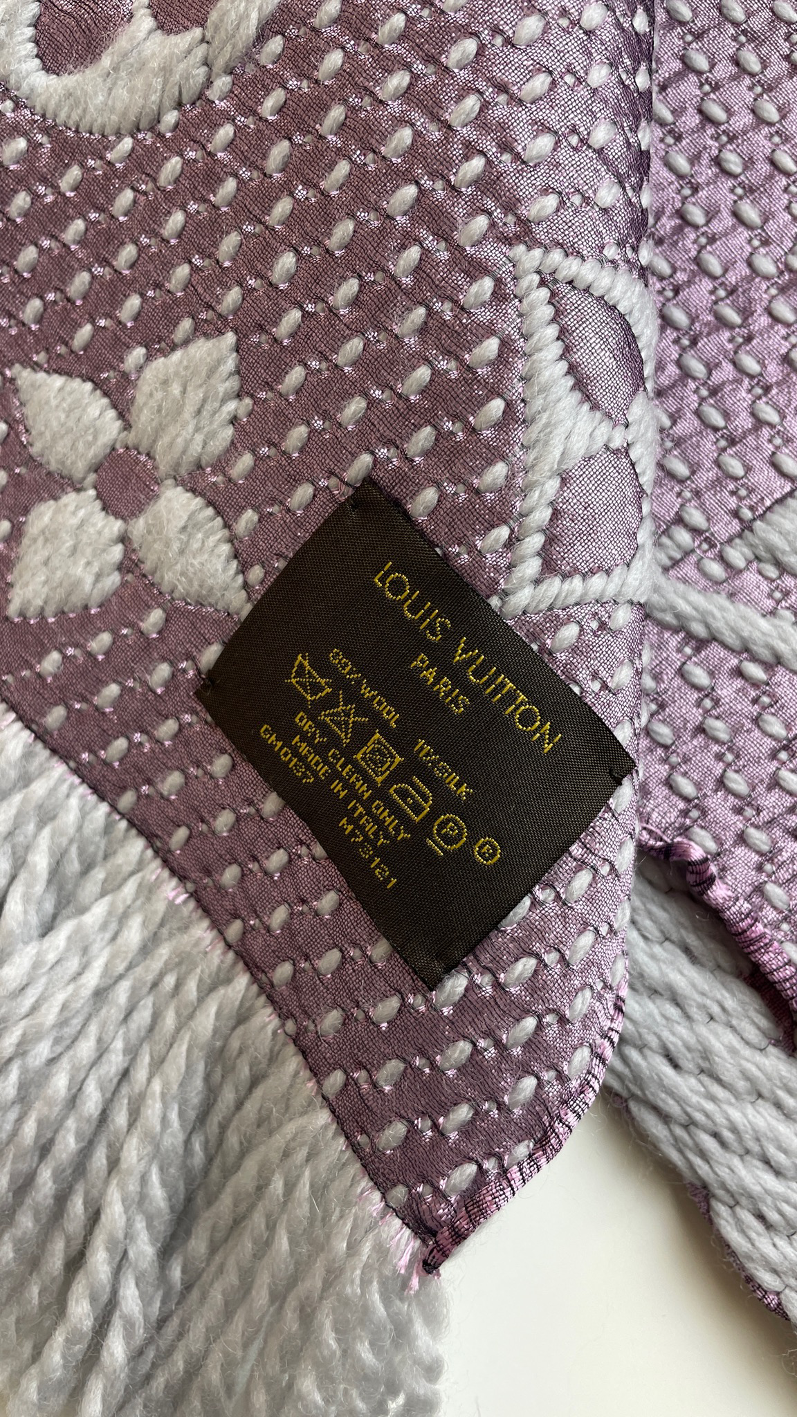 Sciarpa Louis Vuitton logomania Purple Silk Wool ref.258650 - Joli