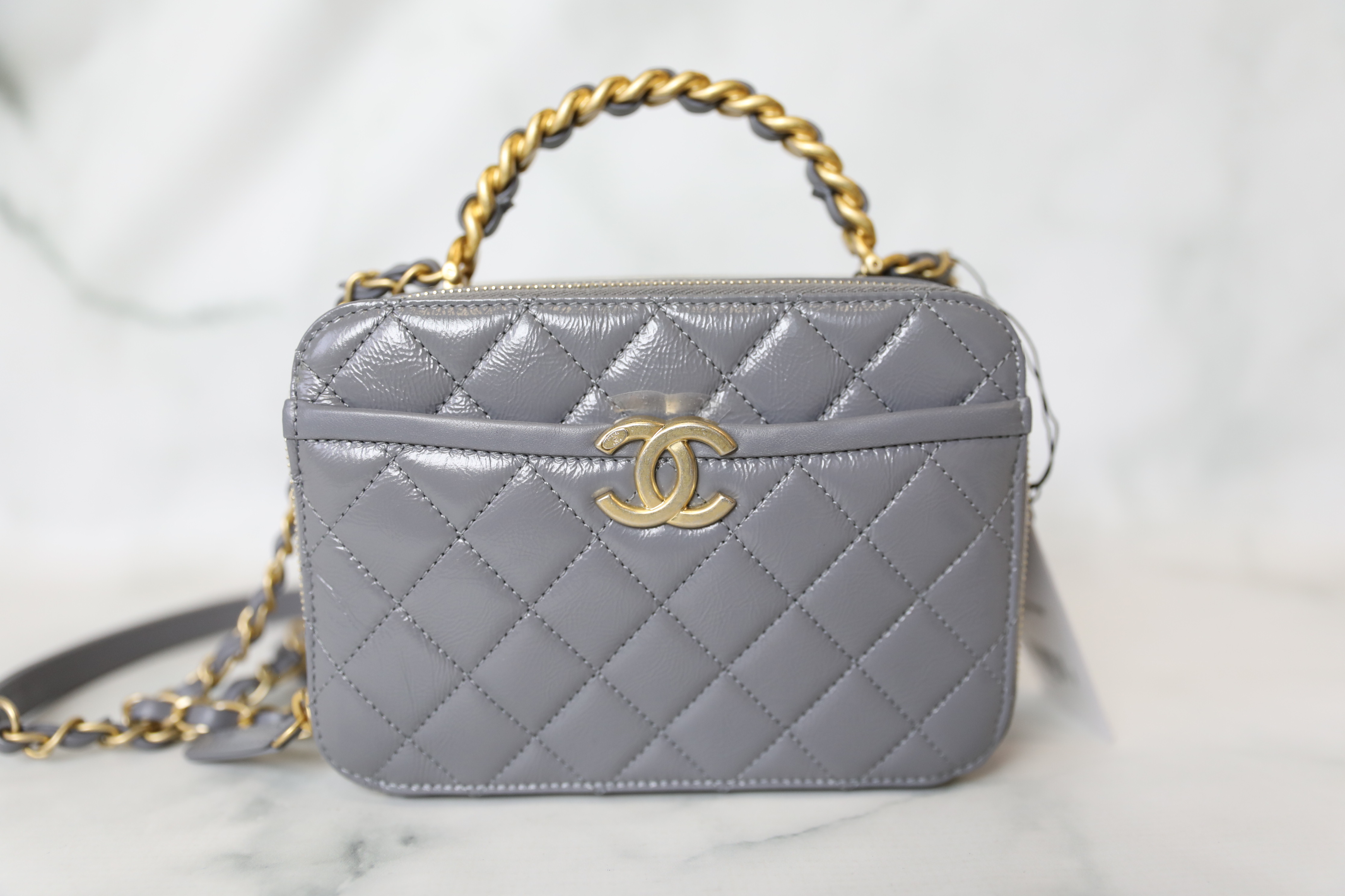 CHANEL-Chanel Gold Ball Grey Long Vanity Case with Chain