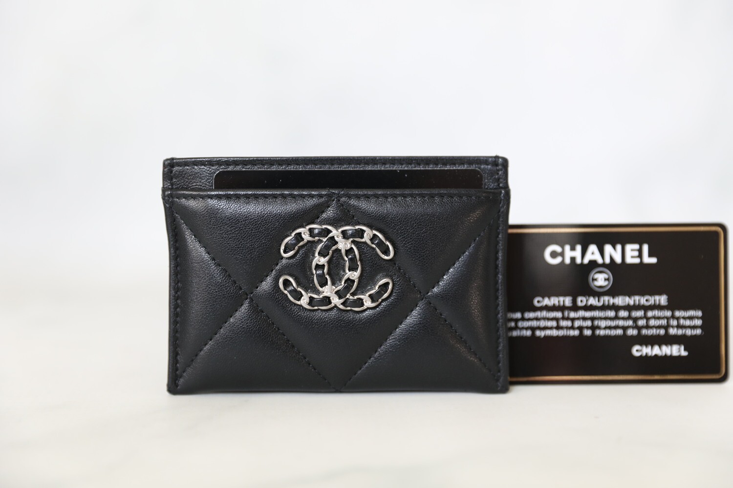 Chanel 19 Flat Cardholder, Black Lambskin with Silver Hardware, Preowned  WA001 - Julia Rose Boston