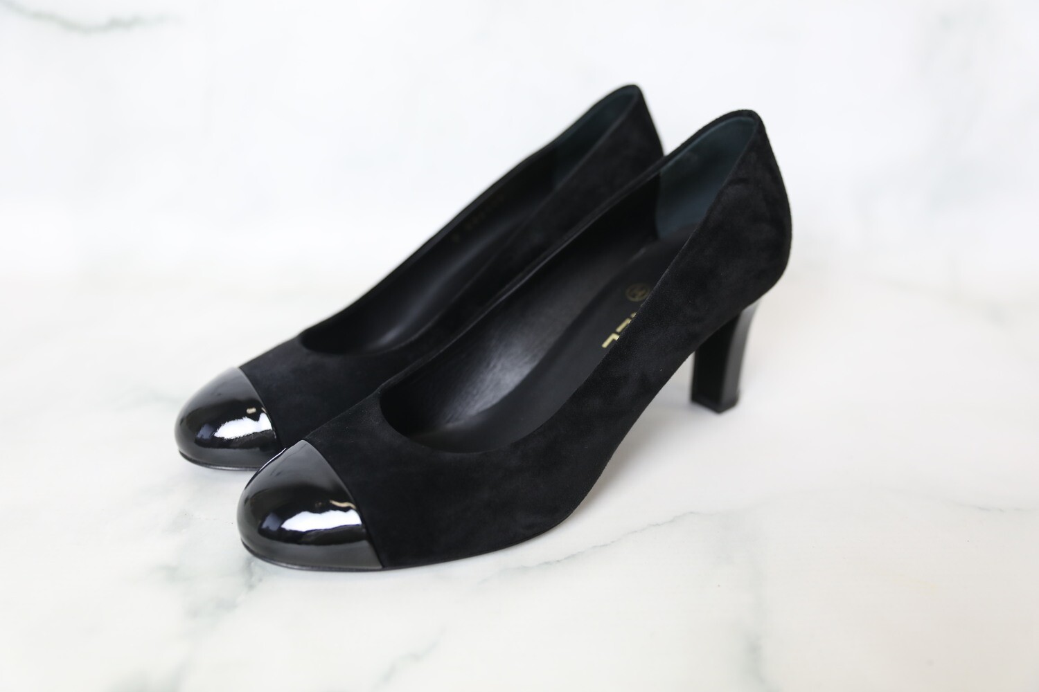 Chanel Shoes Pumps, Black Suede with Patent, Size 39, New in Box WA001