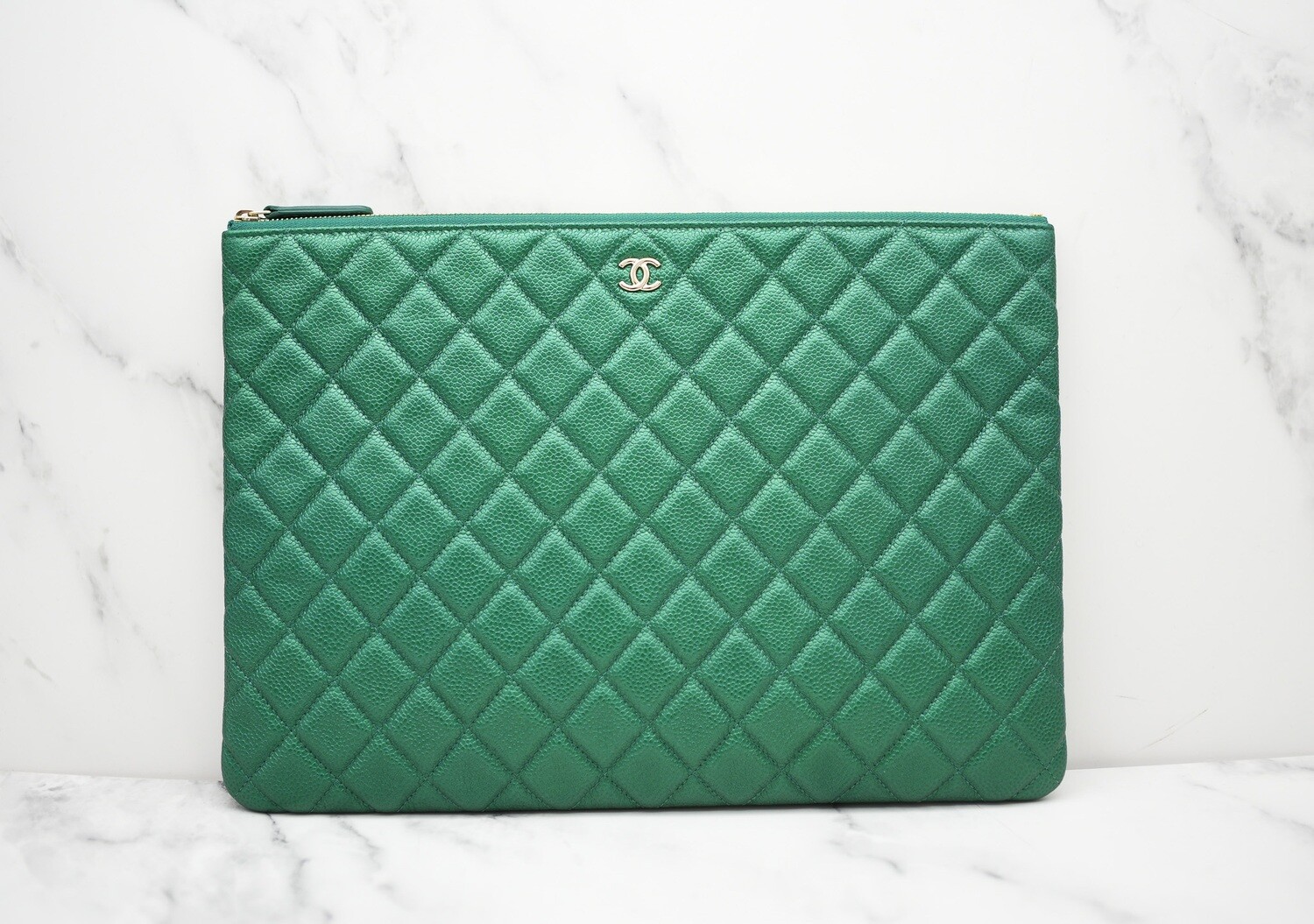 Chanel Large O Case, 18S Emerald Green Caviar Leather, Gold Hardware,  Preowned with Box GA001 - Julia Rose Boston