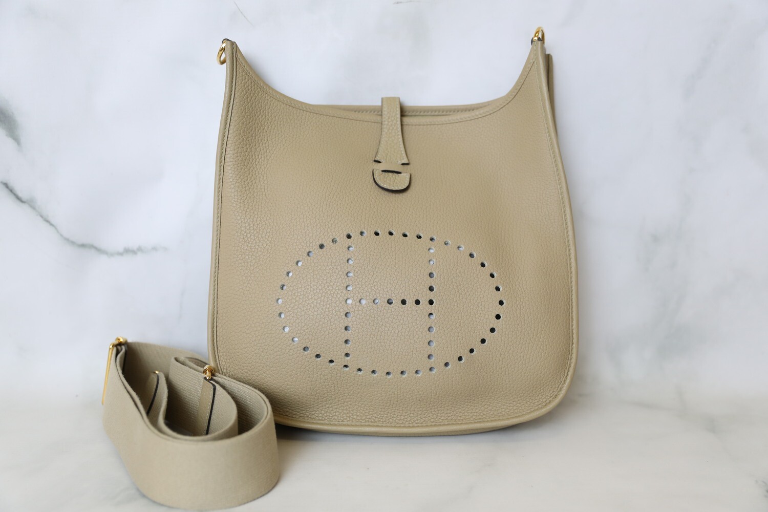 Hermes Evelyne 29 PM, Trench Clemence Leather with Gold Hardware, Preowned in Box WA001