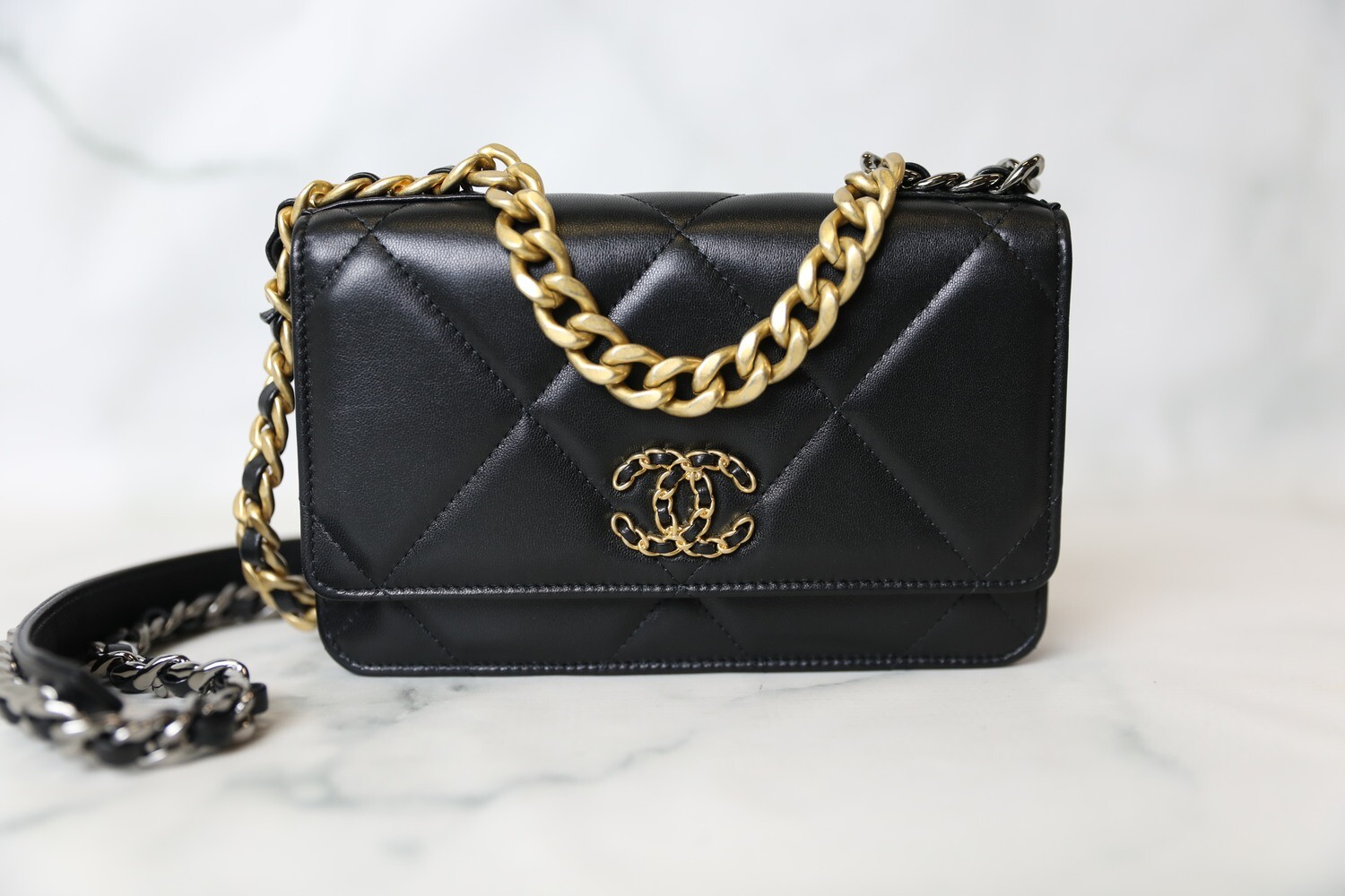 Chanel 19 Wallet on Chain, Black Lambskin, Preowned in Box WA001