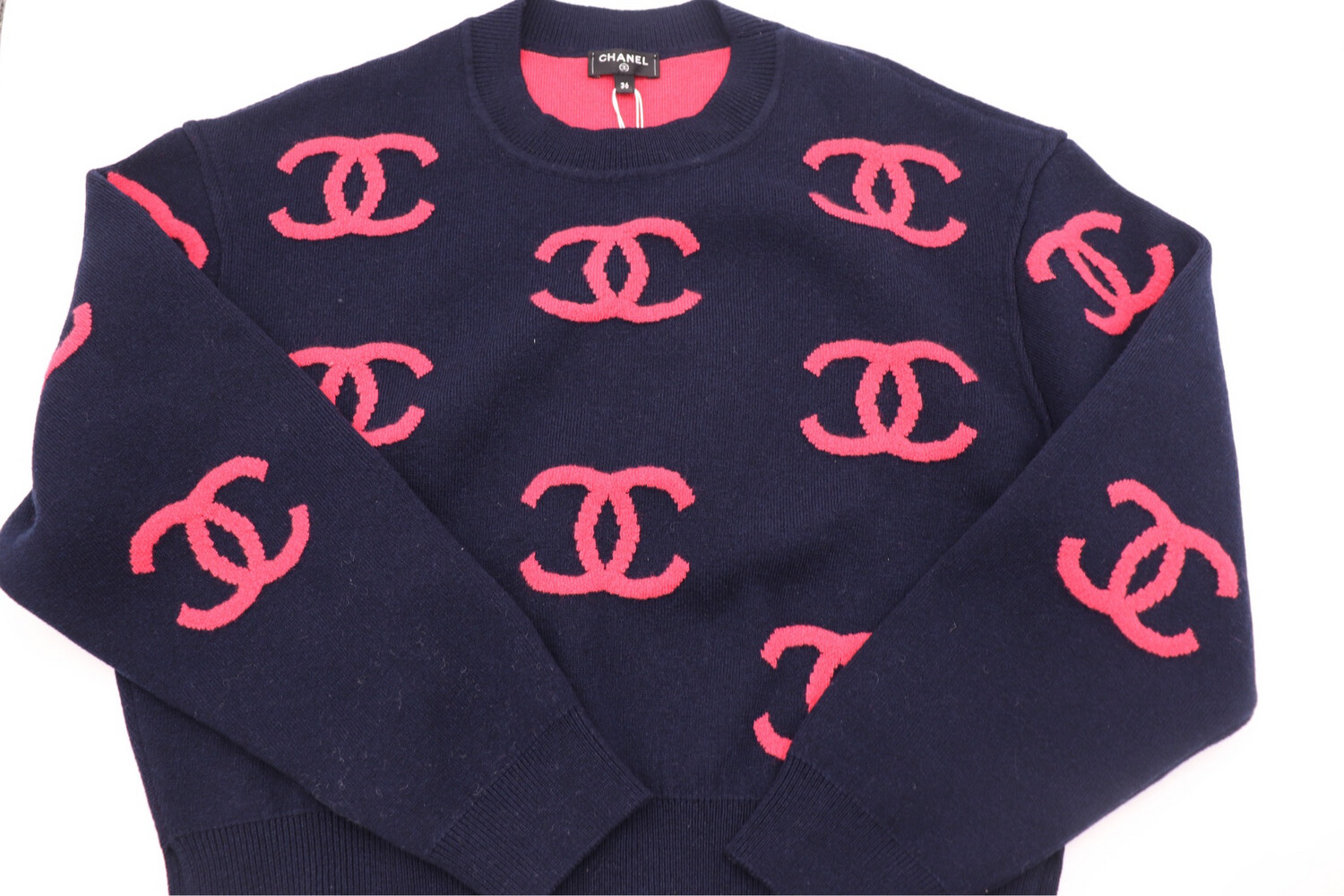 Chanel Sweater 21P, Pink And Navy, New in White Dustbag, Size 36 - Julia  Rose Boston