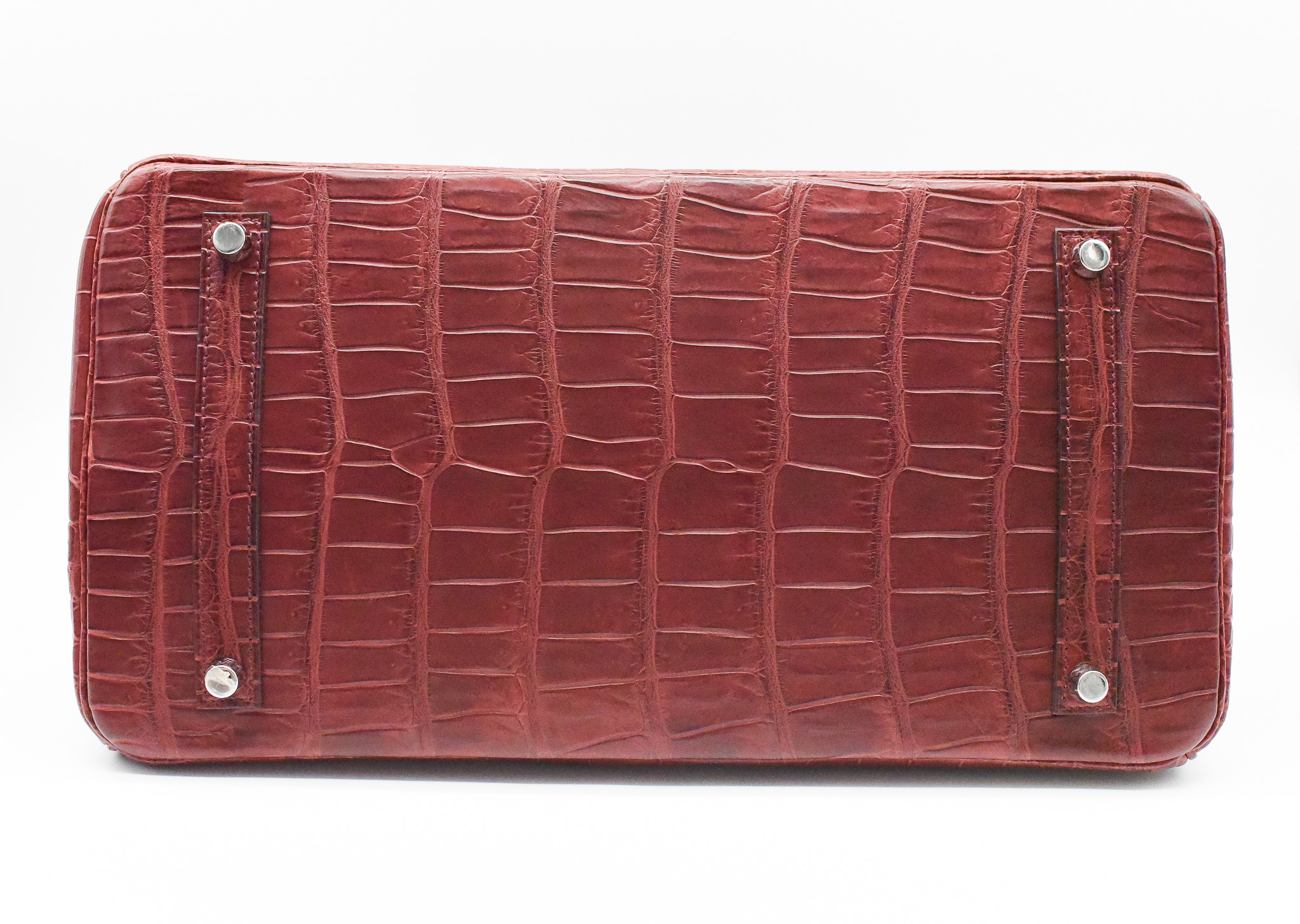 Ariadna Gutiérrez Closet Sale: Hermes Birkin 35, Red Crocodile leather with  Palladium Hardware, Preowned in Box with Cites MA004 - Julia Rose Boston