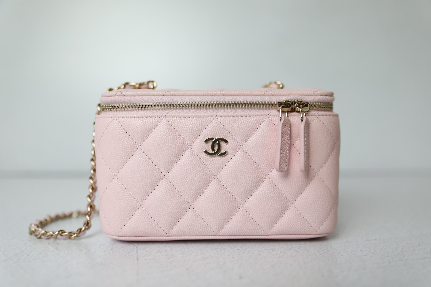 Chanel Round Vanity with Chain, Pink Caviar with Gold Hardware, New in Box  GA001