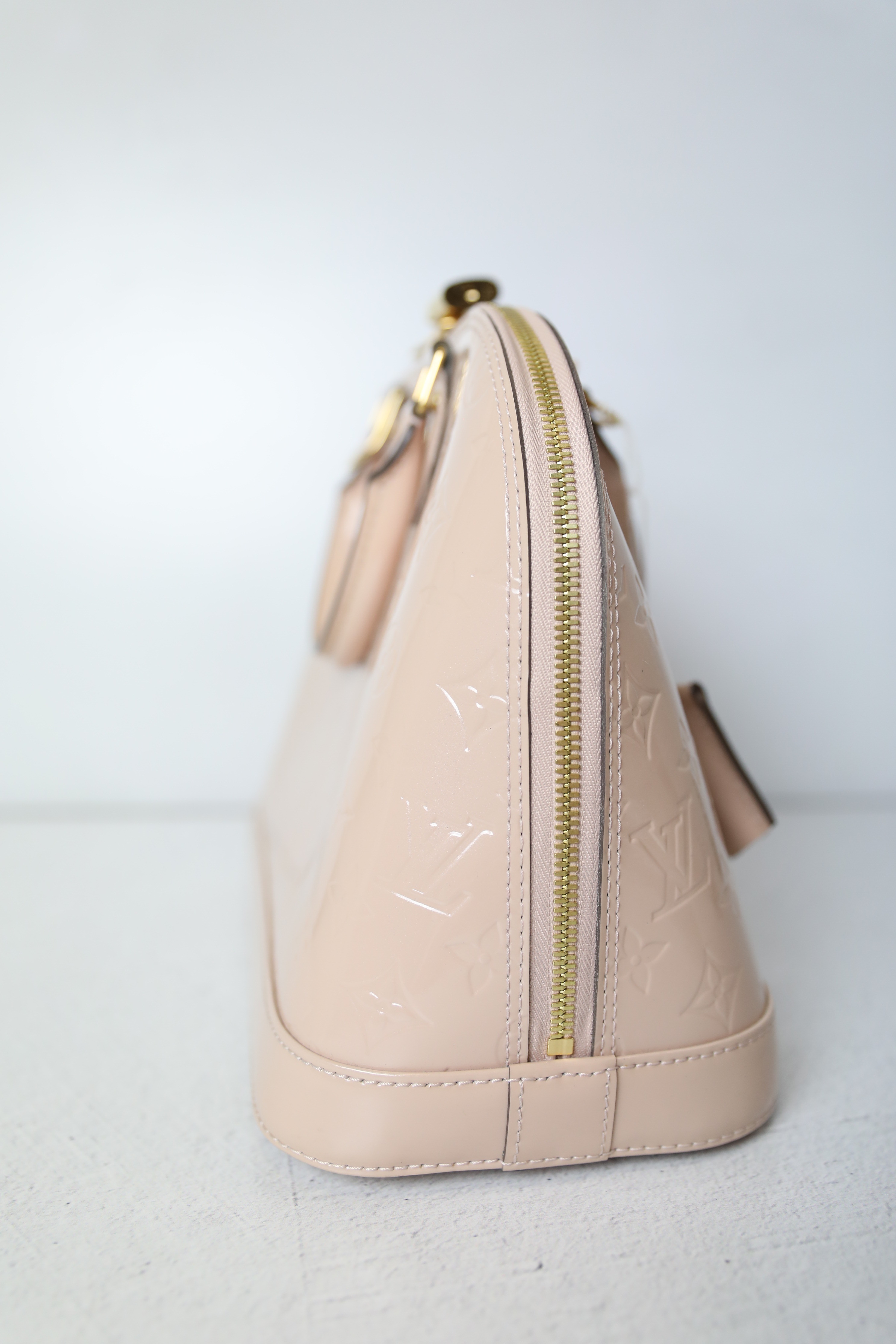 Pre-owned Louis Vuitton Alma Pm Patent Leather Handbag M90061 Shoulder Bag