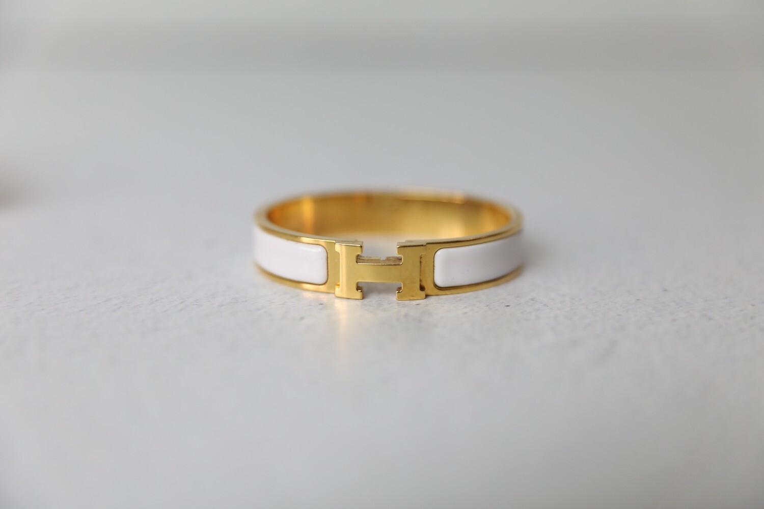 Hermes Clic H Bracelet, White with Gold Hardware, Preowned in Box WA001
