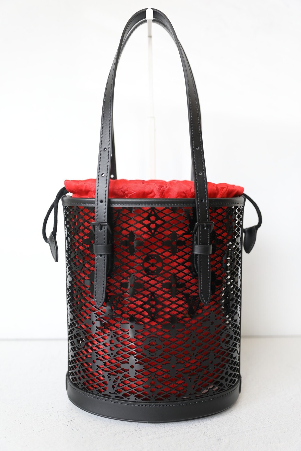 Louis Vuitton Lace Leather Bucket Bag PM, Black and Red, Preowned in Box  WA001