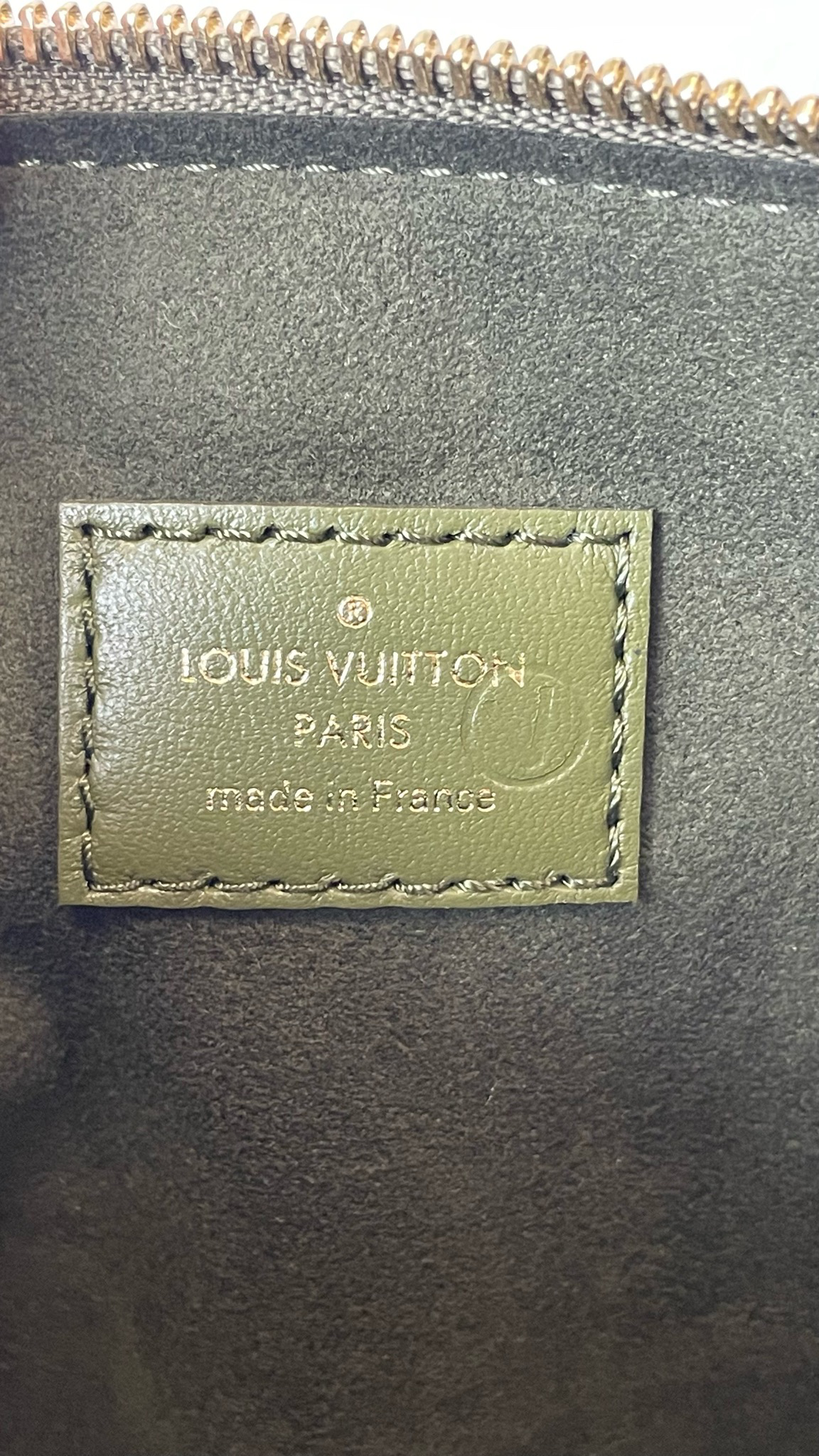Louis Vuitton Coussin MM Khaki – Now You Glow