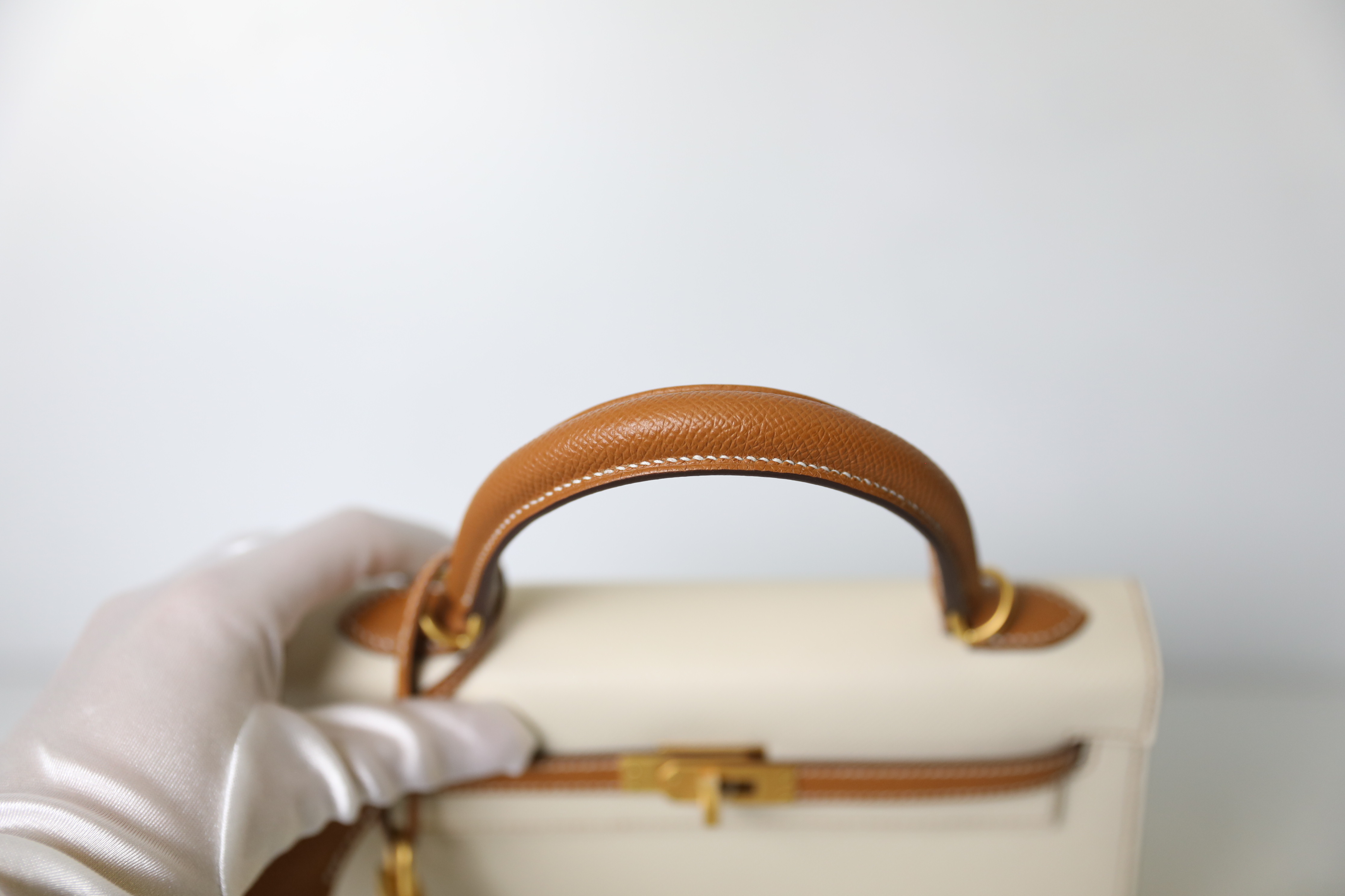 Hermes Birkin 25 Sellier, Craie Epsom Leather with Palladium Hardware, New  in Box WA001 - Julia Rose Boston