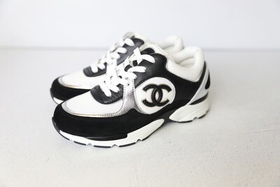 CHANEL - CHANEL オールレザースニーカー 35 約22.5cm IBO69の