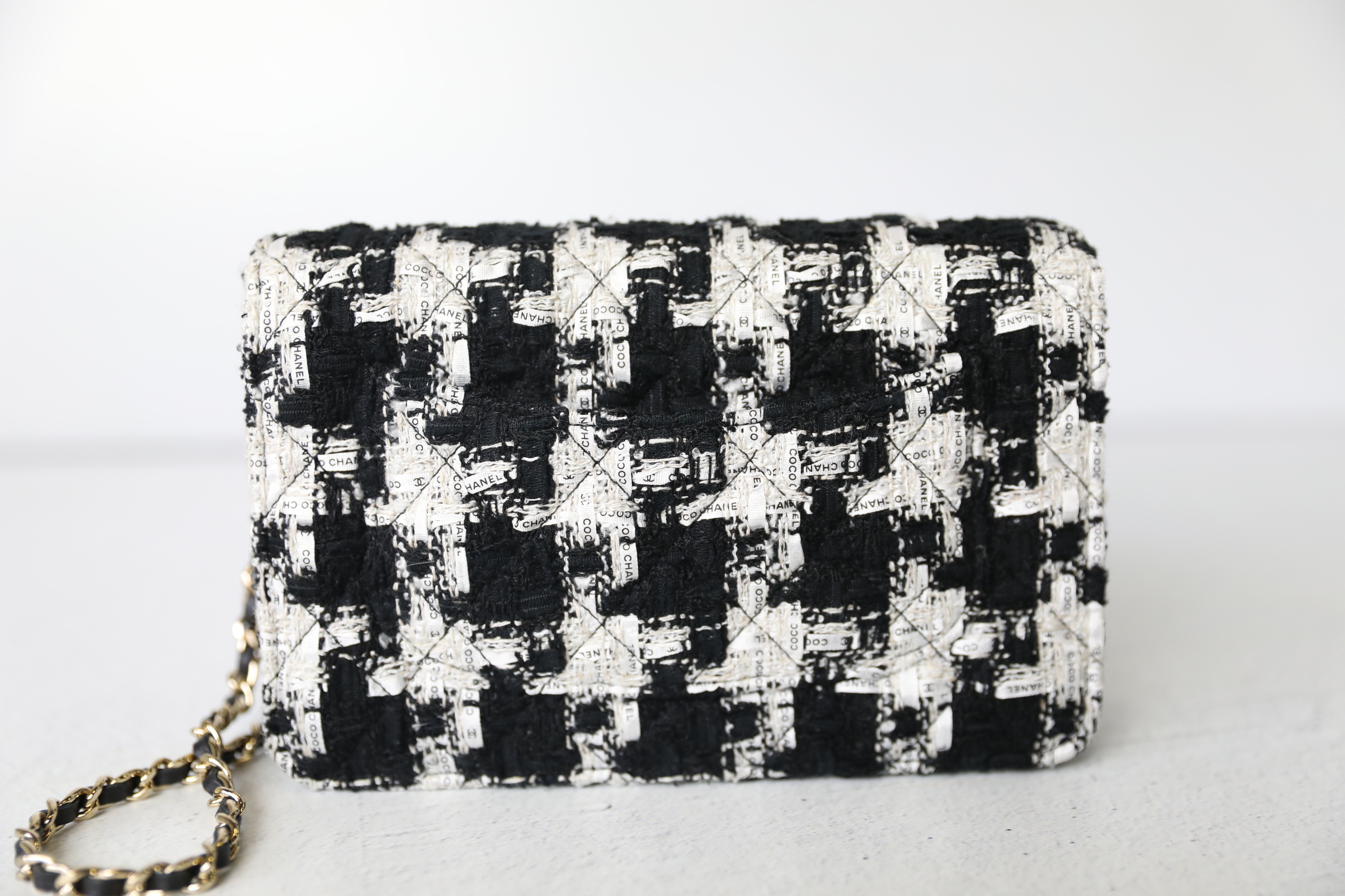 Chanel Classic Wallet on Chain, Black and White Houndstooth Ribbon Tweed,  Preowned in Box WA001 - Julia Rose Boston