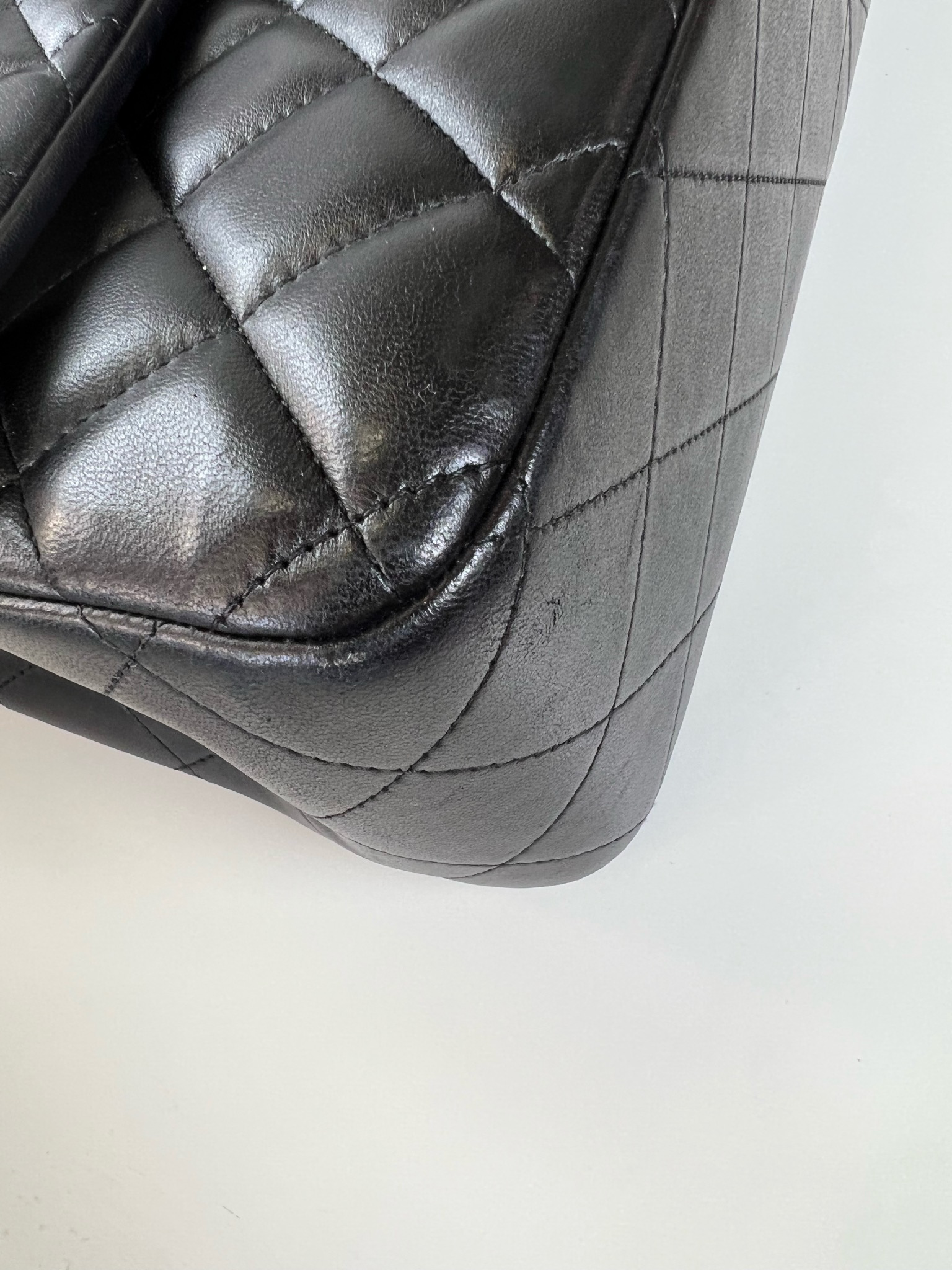 Chanel Jumbo 13 Maxi 2.55 Flap Chain Shoulder Bag Black Lambskin Leather  ref.375119 - Joli Closet