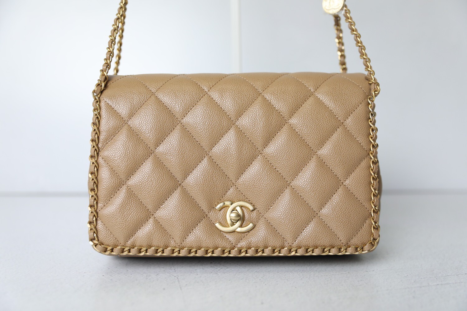 chanel handbag gold leather