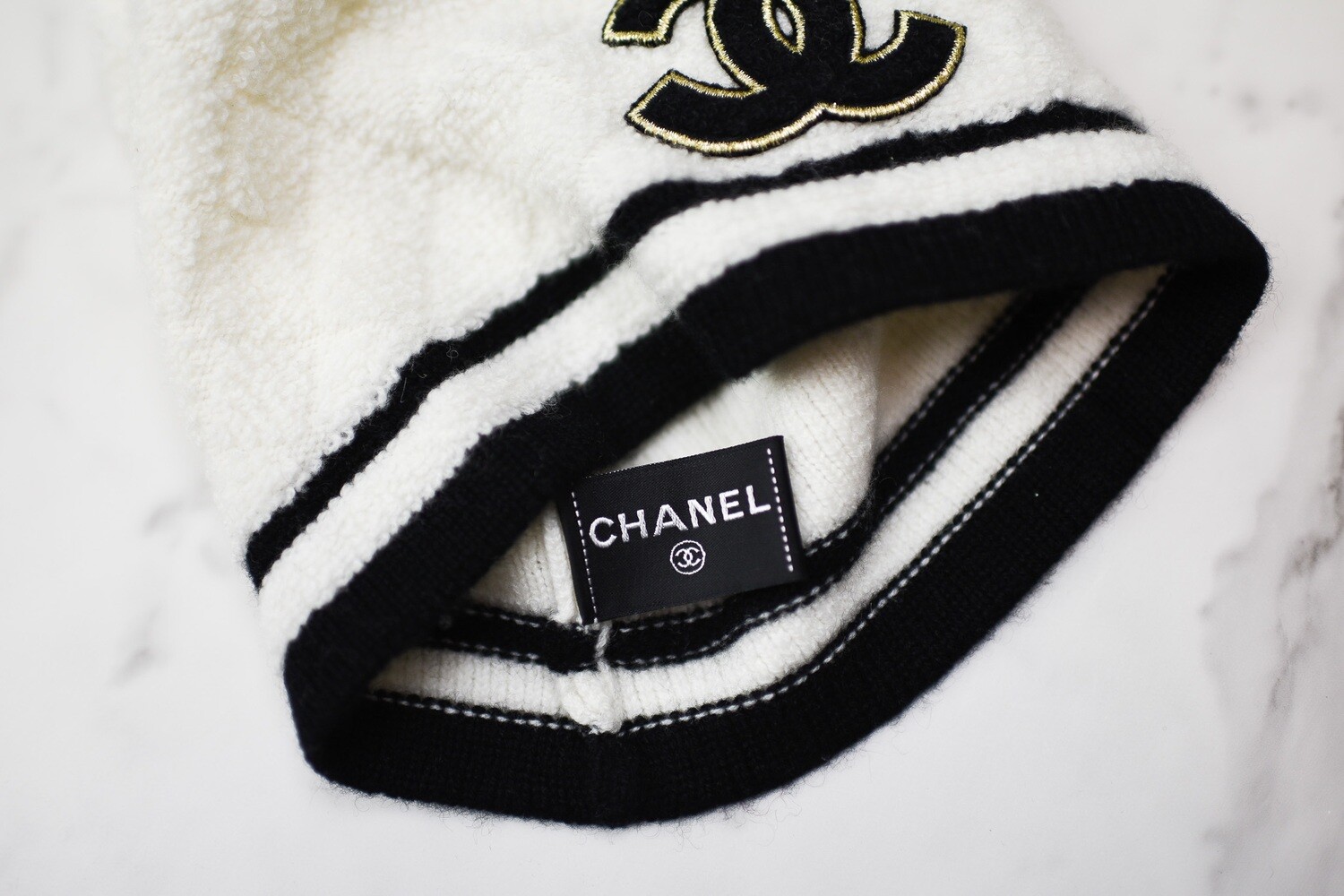 CHANEL CHANEL Knit hat cashmere beanie Ivory Used Women logo CC Coco