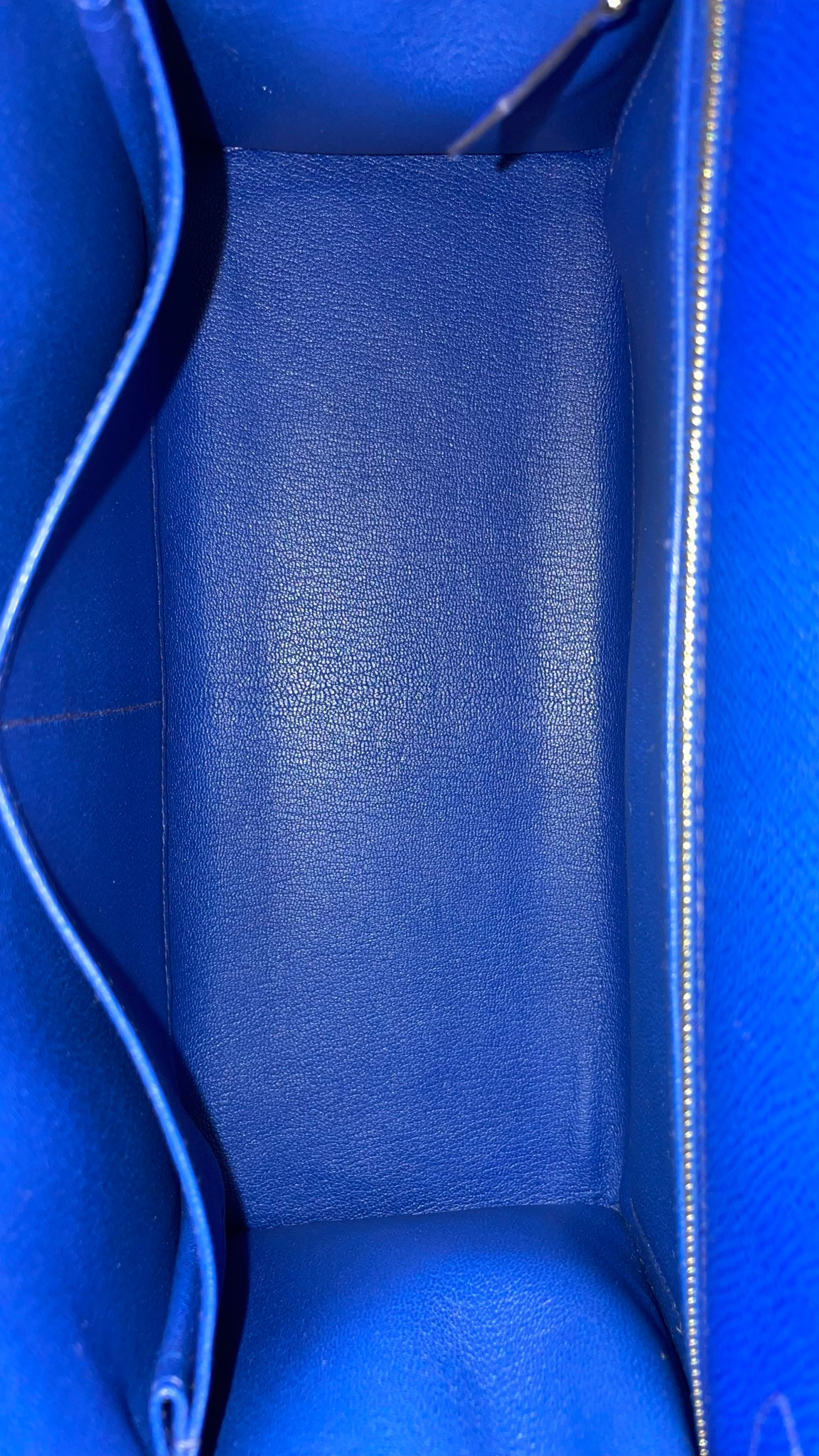 Hermes Kelly 28 Sellier, Royal Blue Epsom Leather with Gold Hardware, New  in Box WA001 (U Stamp/2022) - Julia Rose Boston