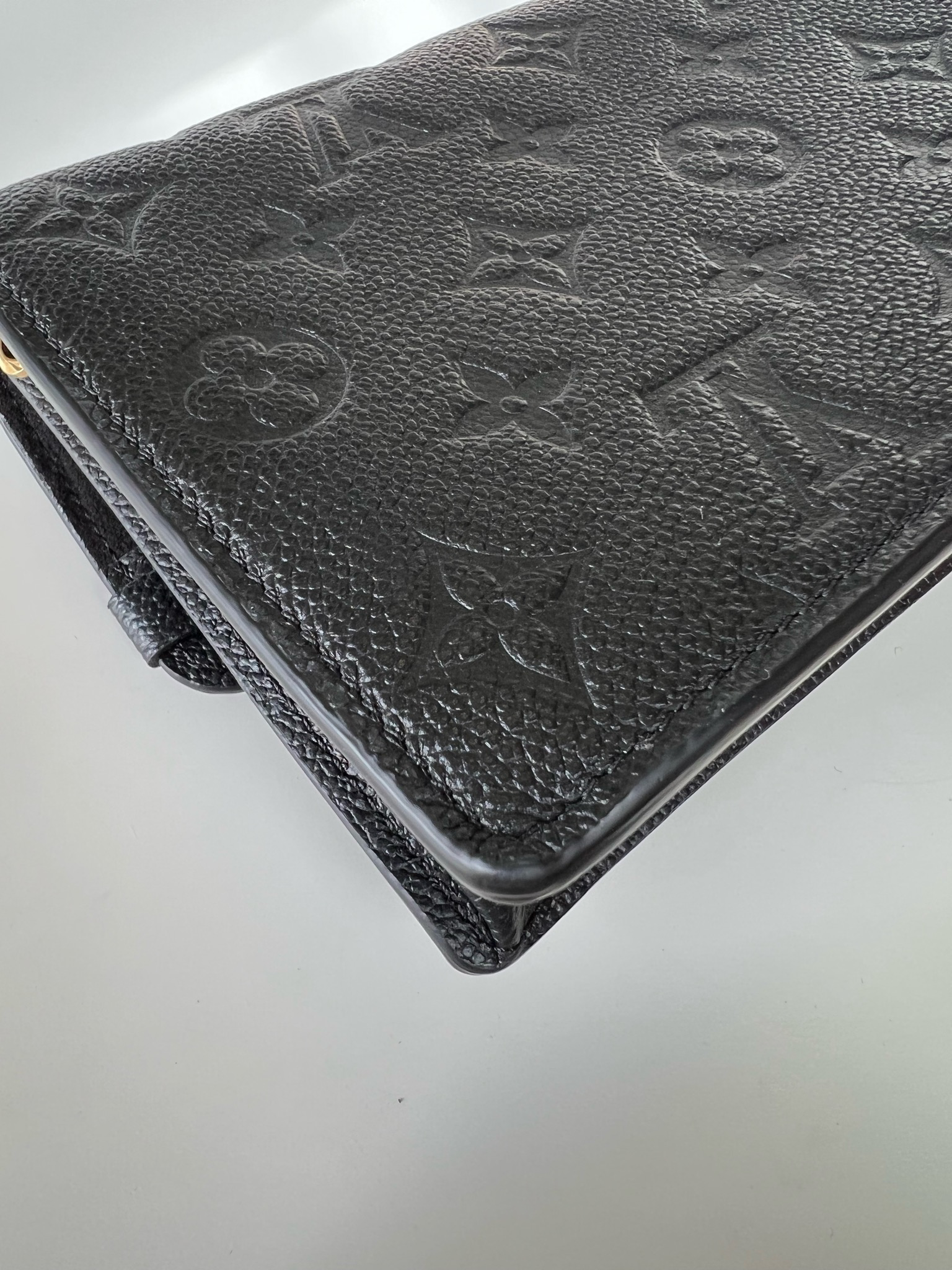 Louis Vuitton Vavin Wallet on Chain, Black Empreinte, Preowned in Box WA001  - Julia Rose Boston