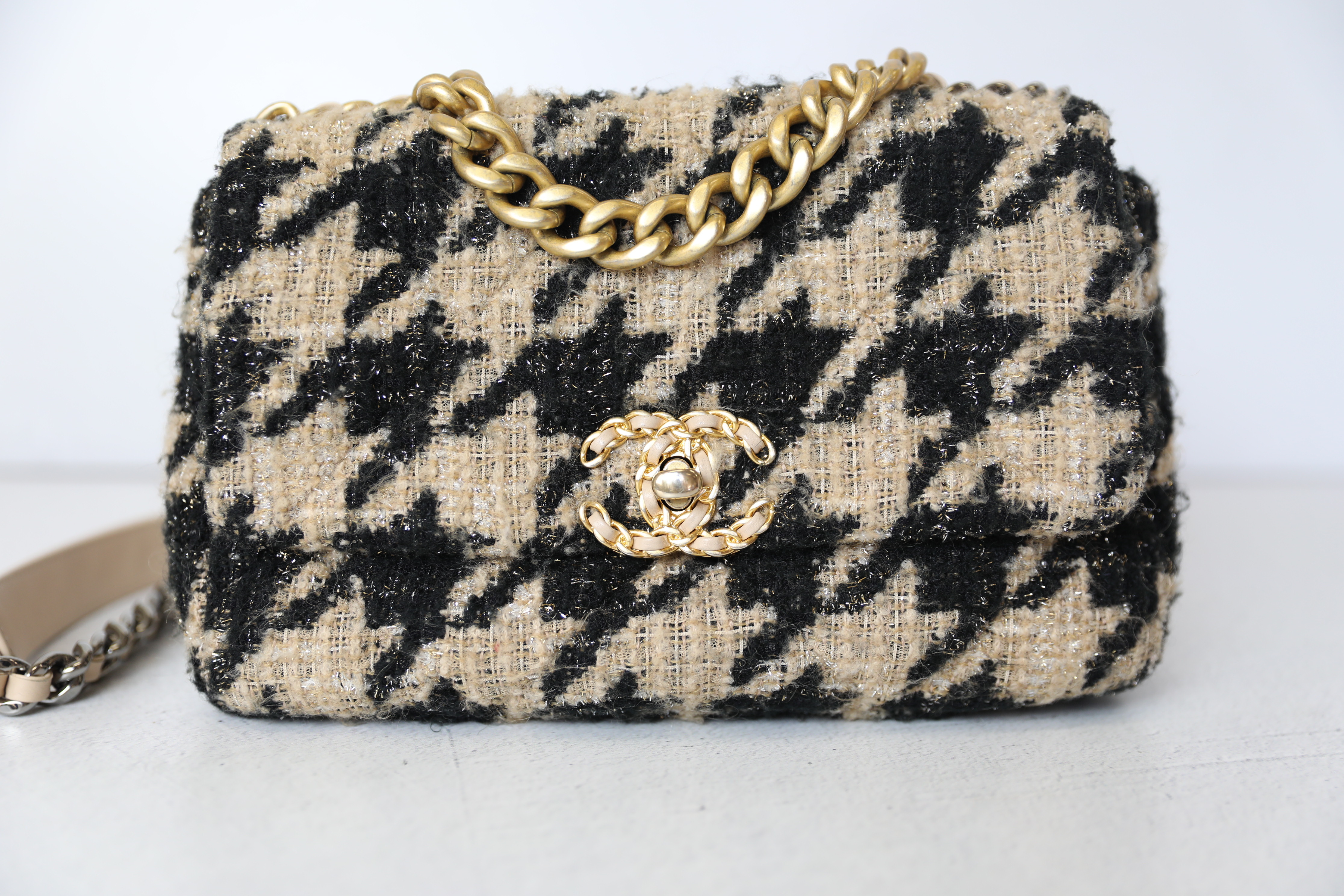 Chanel 19 Small, Beige and Black Houndstooth Tweed, Preowned