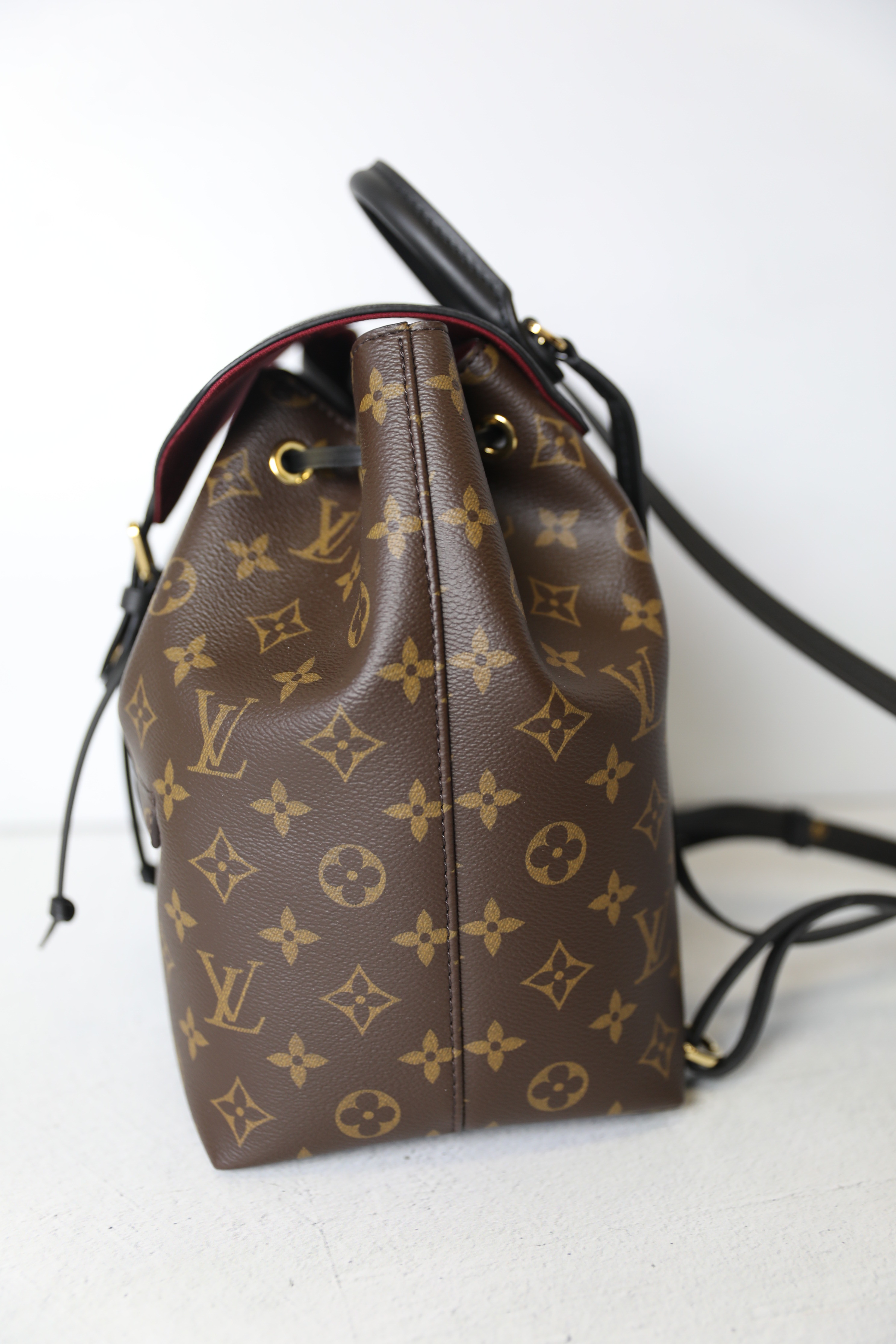 AUTHENTIC Louis Vuitton Montsouris Monogram PM Backpack PREOWNED (WBA8 –  Jj's Closet, LLC