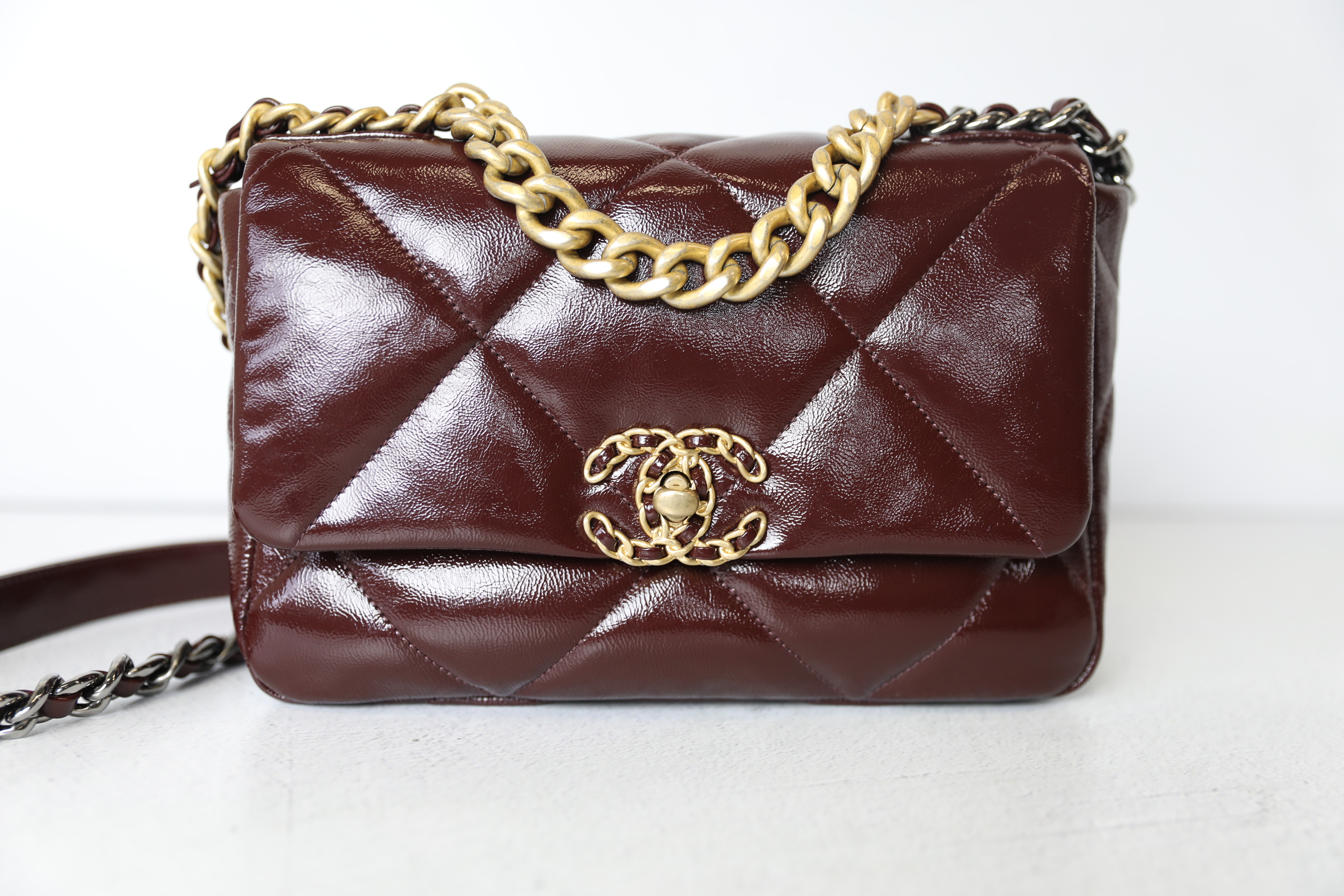 Chanel 19 Small, Caramel Lambskin Leather, Preowned in Box WA001