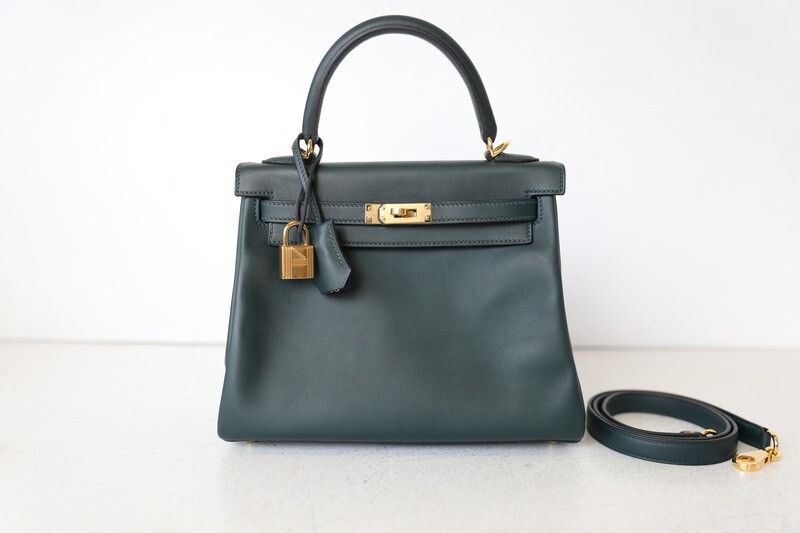 Hermes Kelly 25, Dark Green Vert Cypress Swift Leather with Gold