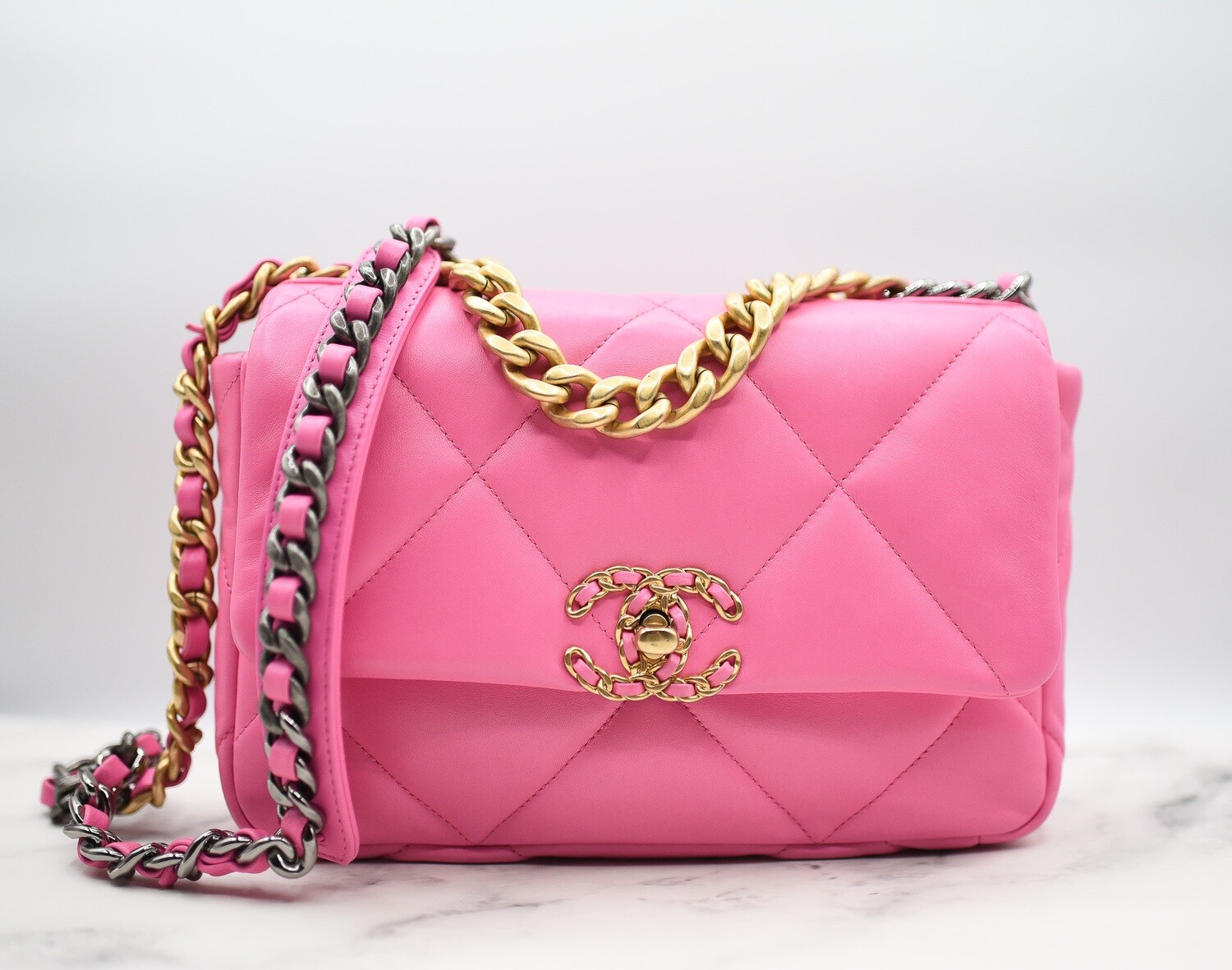 Chanel 19 Medium (Small), 21S Neon Hot Pink, Preowned in Dustbag GA001