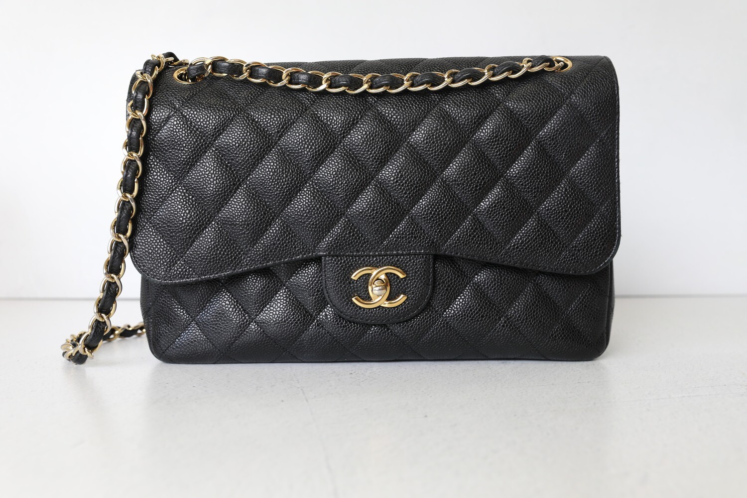 chanel 19 leather handbag black