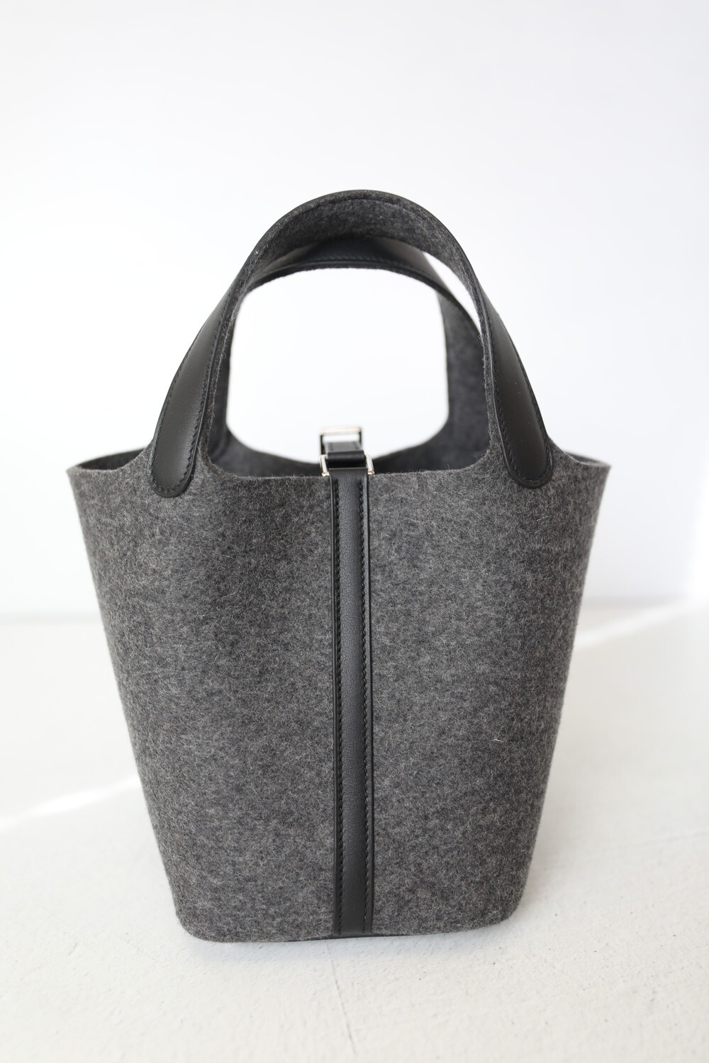 Hermes Picotin 18 Grey Felt with Palladium Hardware 2020 Y Stamp New in Box WA001