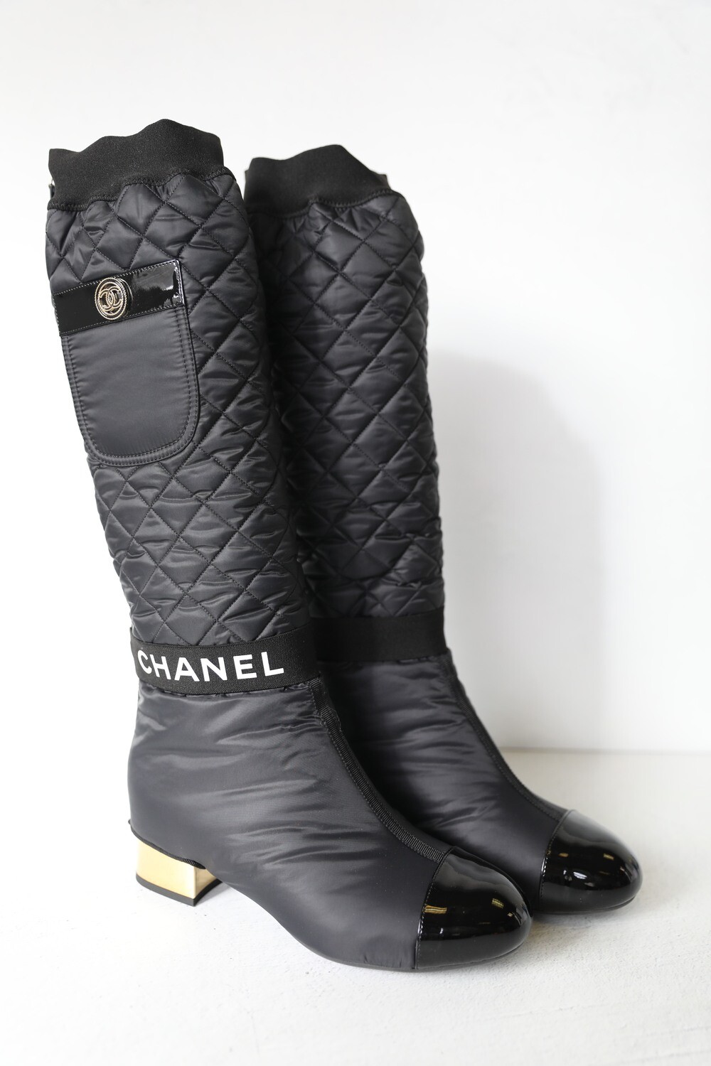 Boots Luxury Designer By Chanel Size: 8