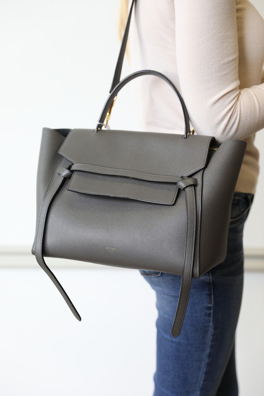 Celine Belt Bag Mini Grey Preowned in Dustbag WA001