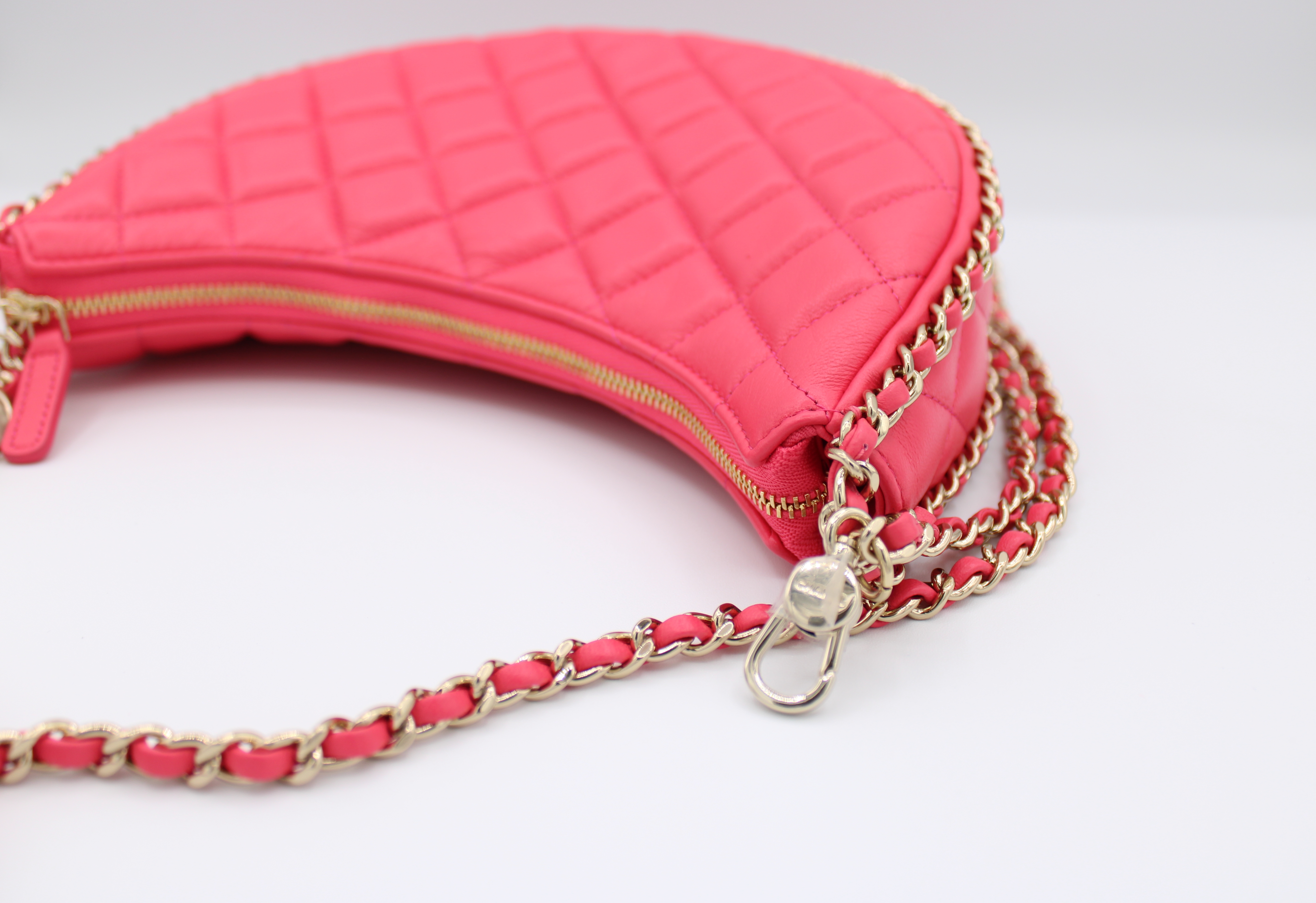 Small hobo bag, Velvet & gold-tone metal, pink — Fashion | CHANEL