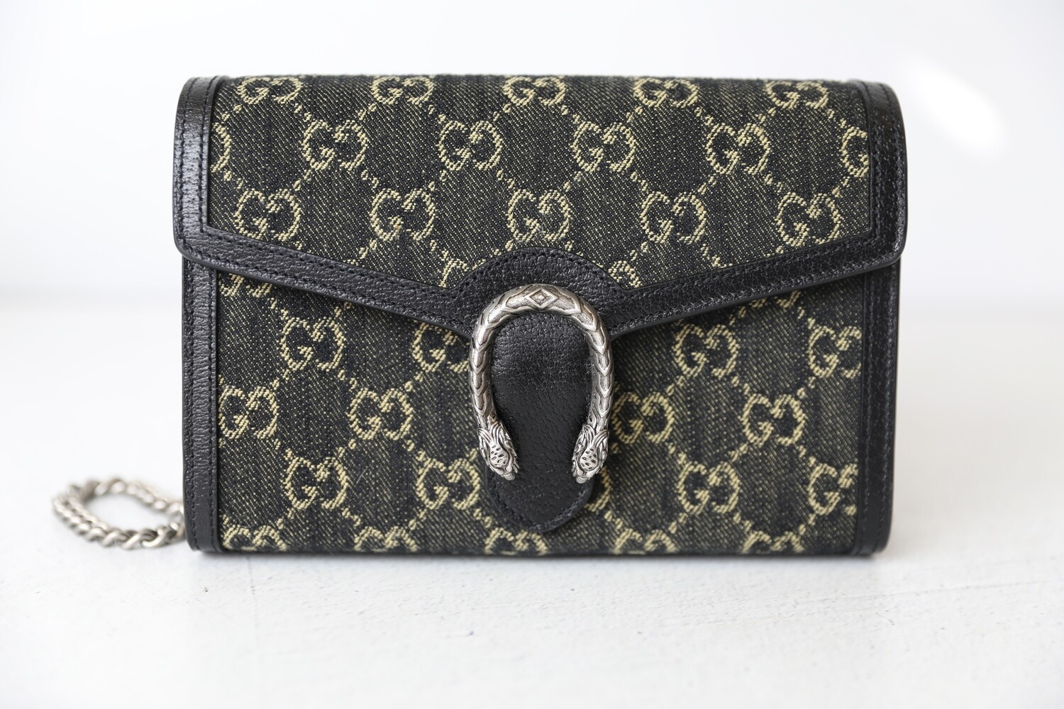 Gucci Dionysus GG Mini Wallet on Chain, Beige Black Crossbody with Leather Trim, Preowned in Box WA001