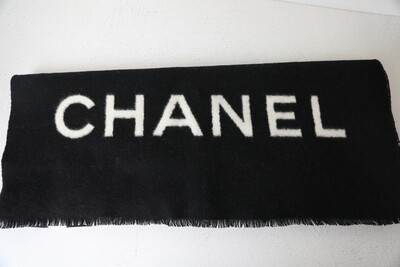 Chanel Cashmere Scarf Stole, Black and White, Preowned No Dustbag, WA001