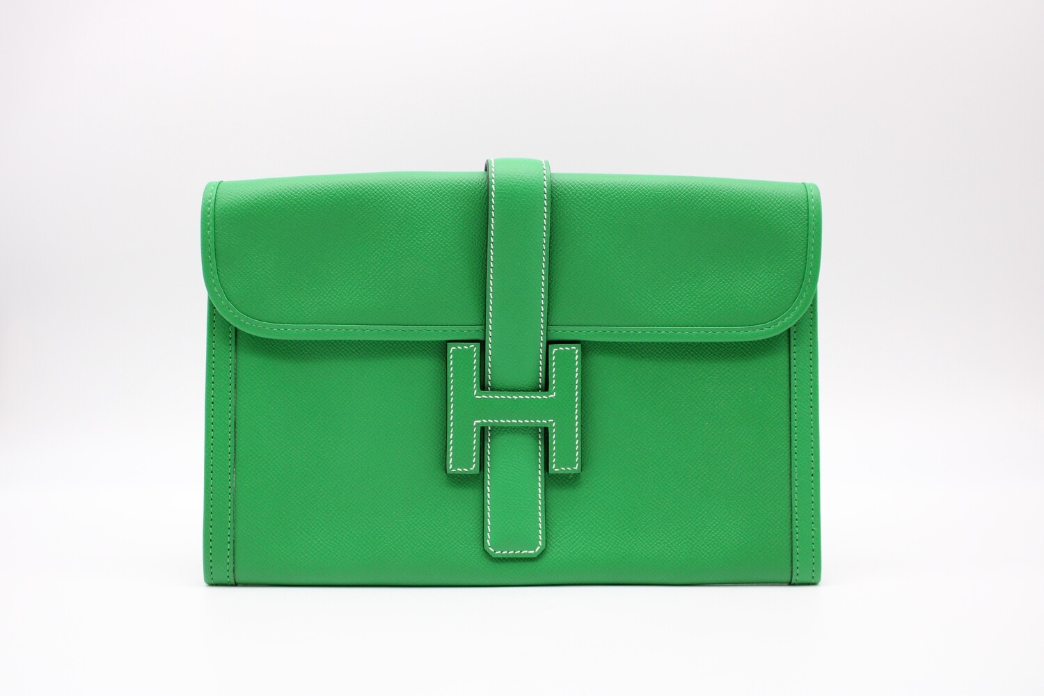 Hermes Jige PM Clutch, Green, Preowned in Dustbag MA001