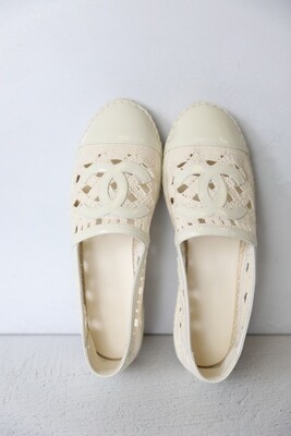 Chanel Espadrilles, White Lace and Patent, Size 40, New in Box WA001