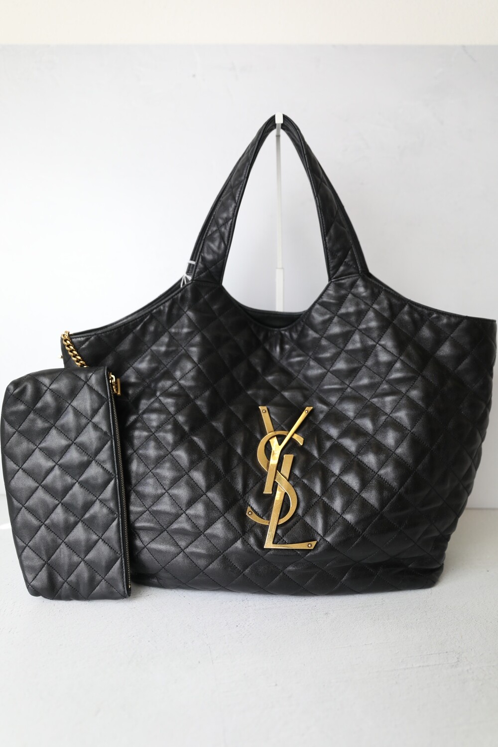 YSL ICARE MAXI SHOPPING BAG IN QUILTED LAMBSKIN for Sale