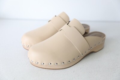 Hermes Clogs, Beige, Size 41, New in Dustbag WA001