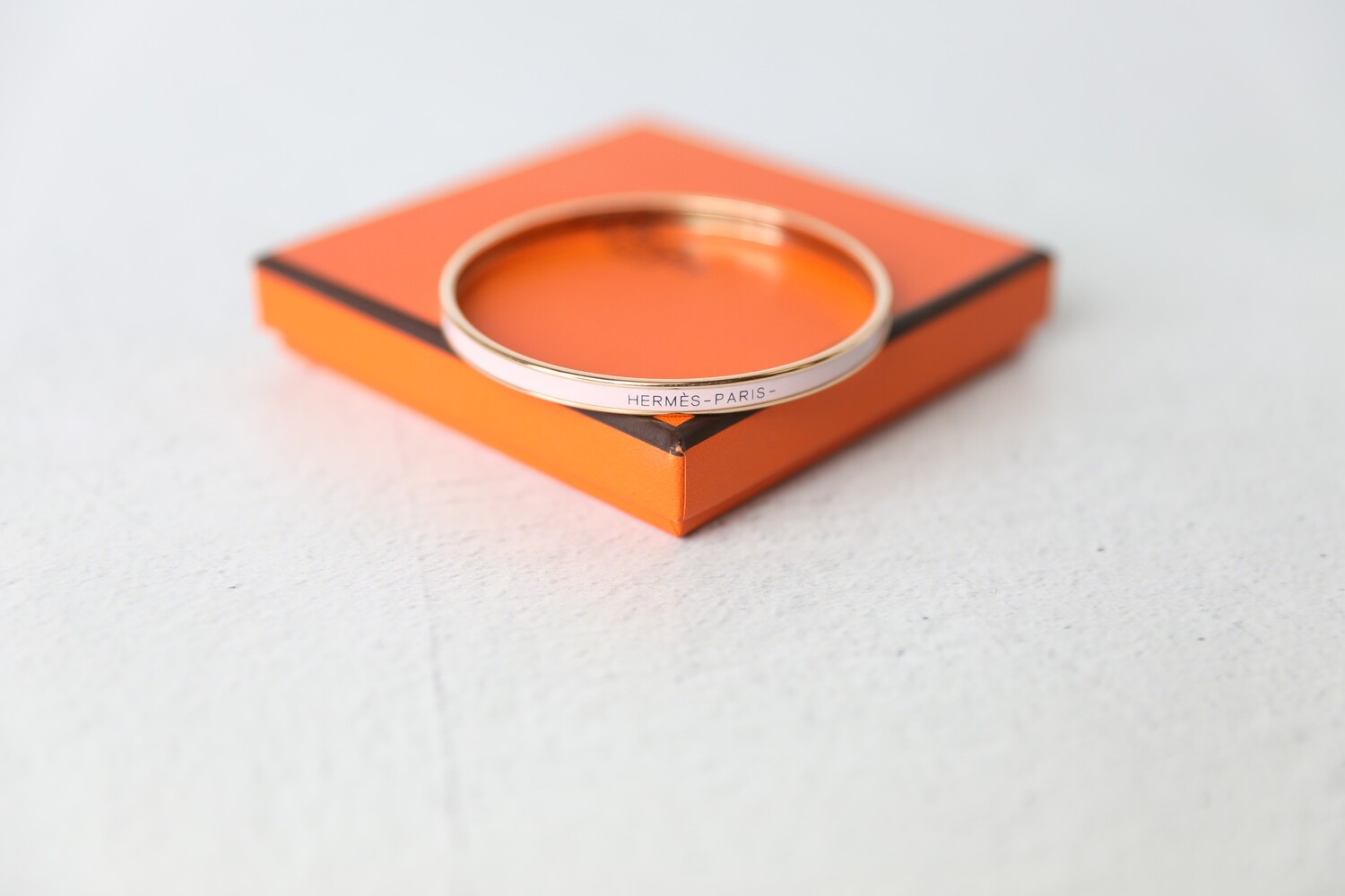 Hermes hot sale thin bangle