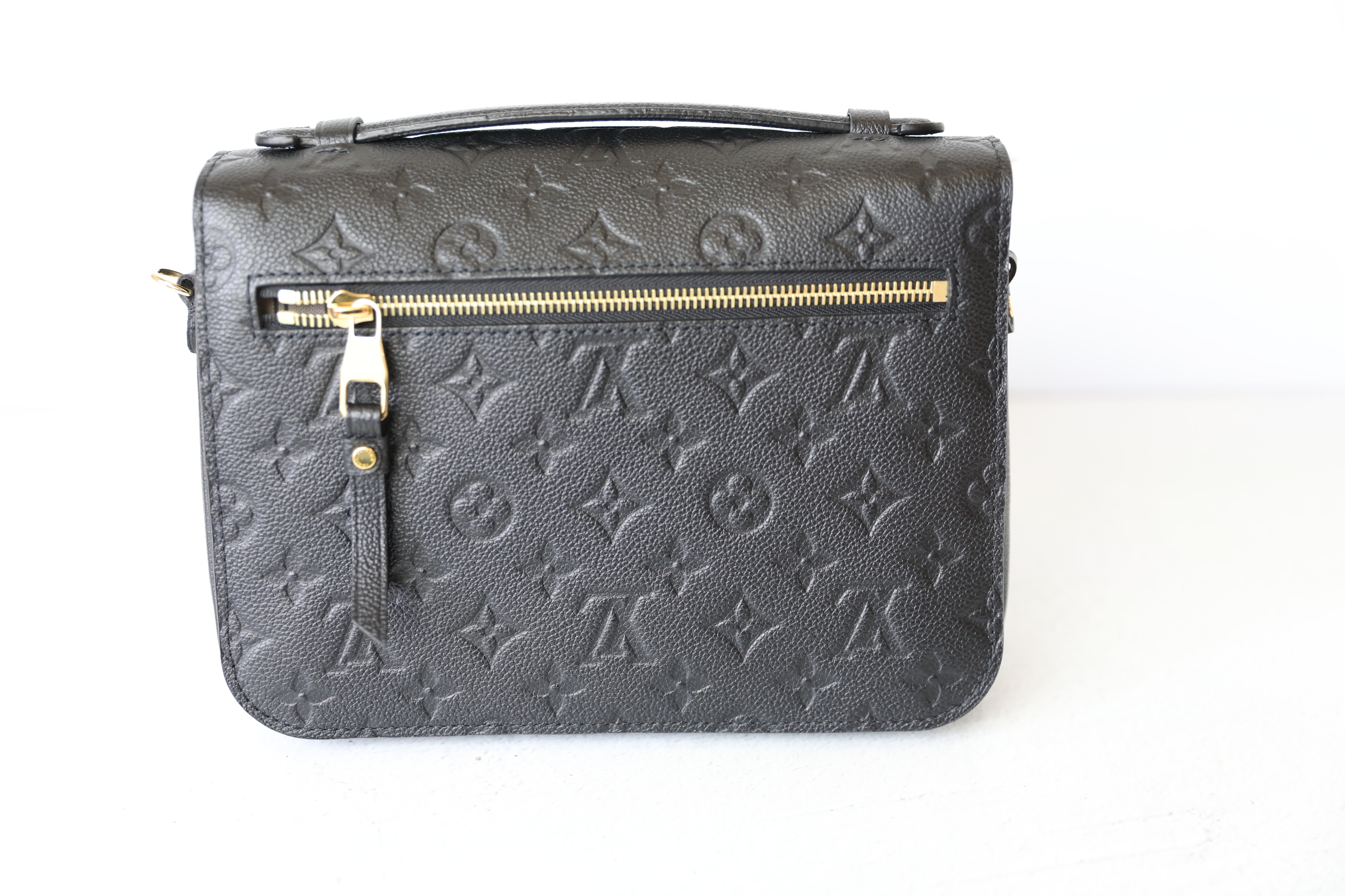 Louis Vuitton Pochette Metis Black Empreinte Leather, Gold Hardware,  Preowned in Dustbag MA001 - Julia Rose Boston