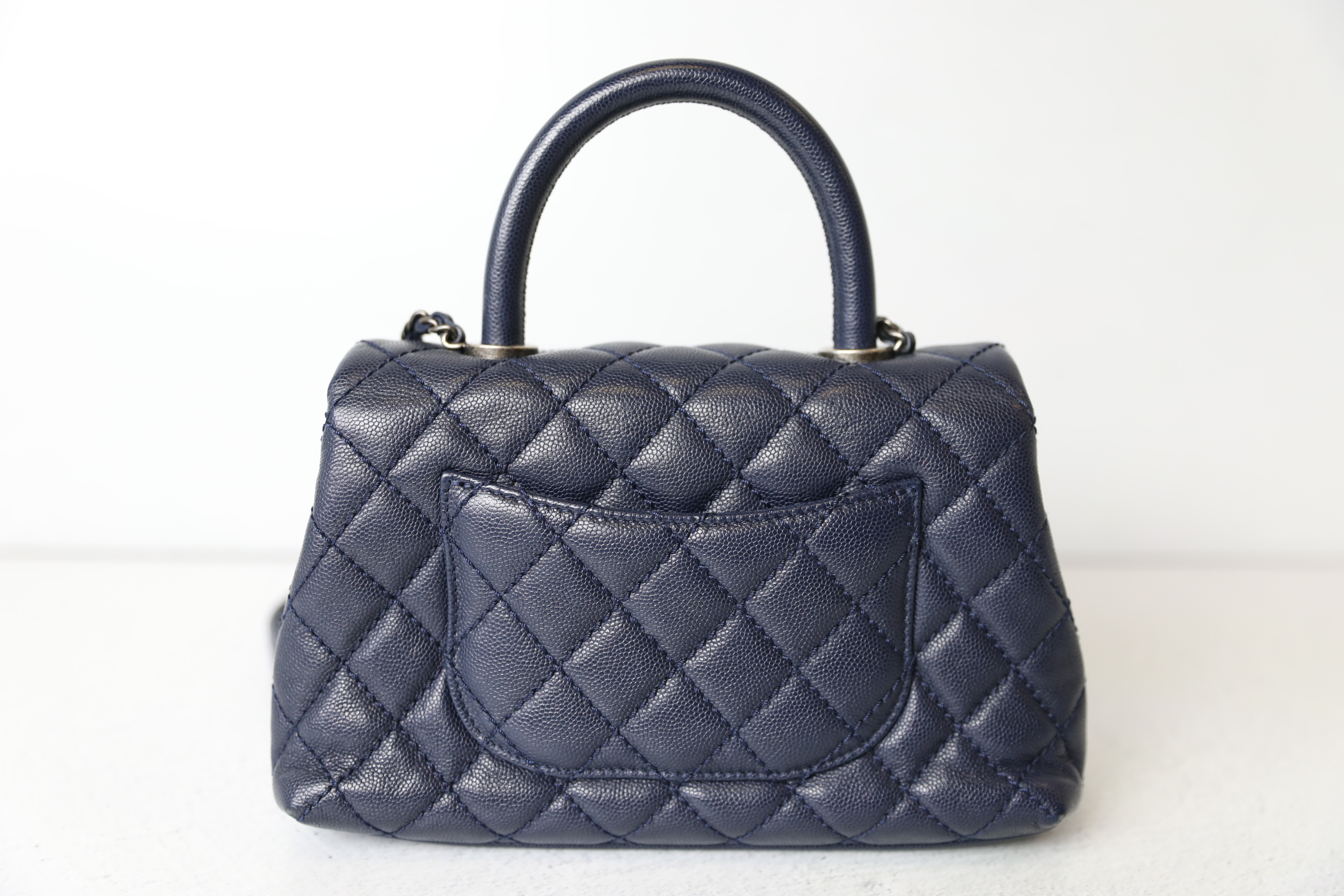 Coco handle leather handbag Chanel Navy in Leather - 21347103