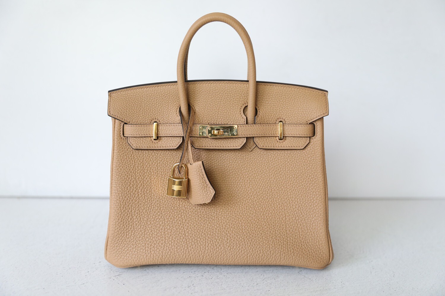 Hermes Birkin 25, Chai Leather with Gold Hardware, Preowned in Box